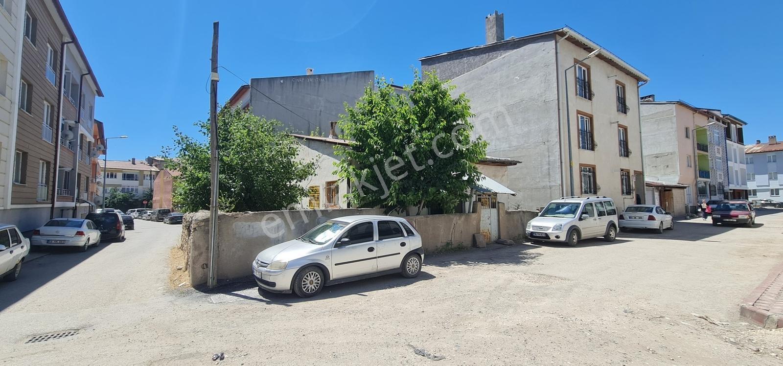 Bahtiyarbostan'da İçinde Müstakil Ev Bulunan Arsa - Görsel 10