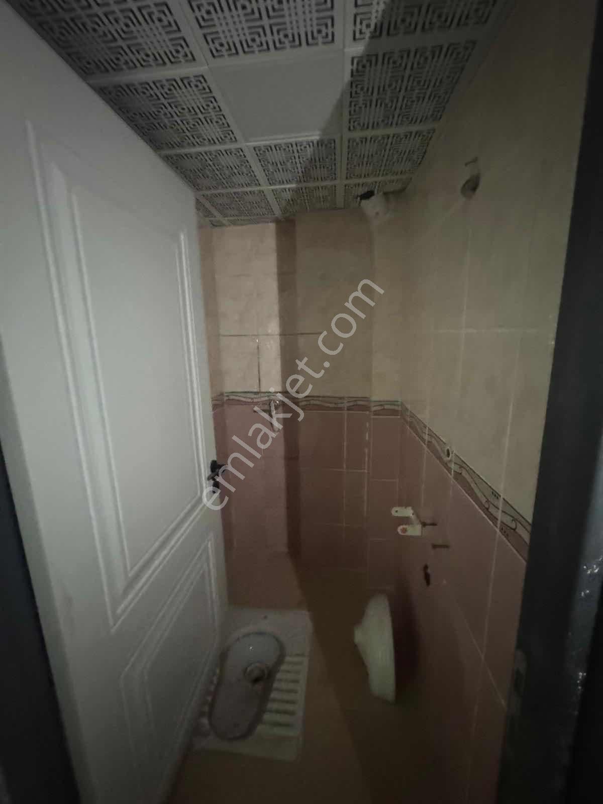 Başak Mahallesi Cuma Pazarı Yakını 3+1 Bahçe Katı Yeni Gibi... - Görsel 30