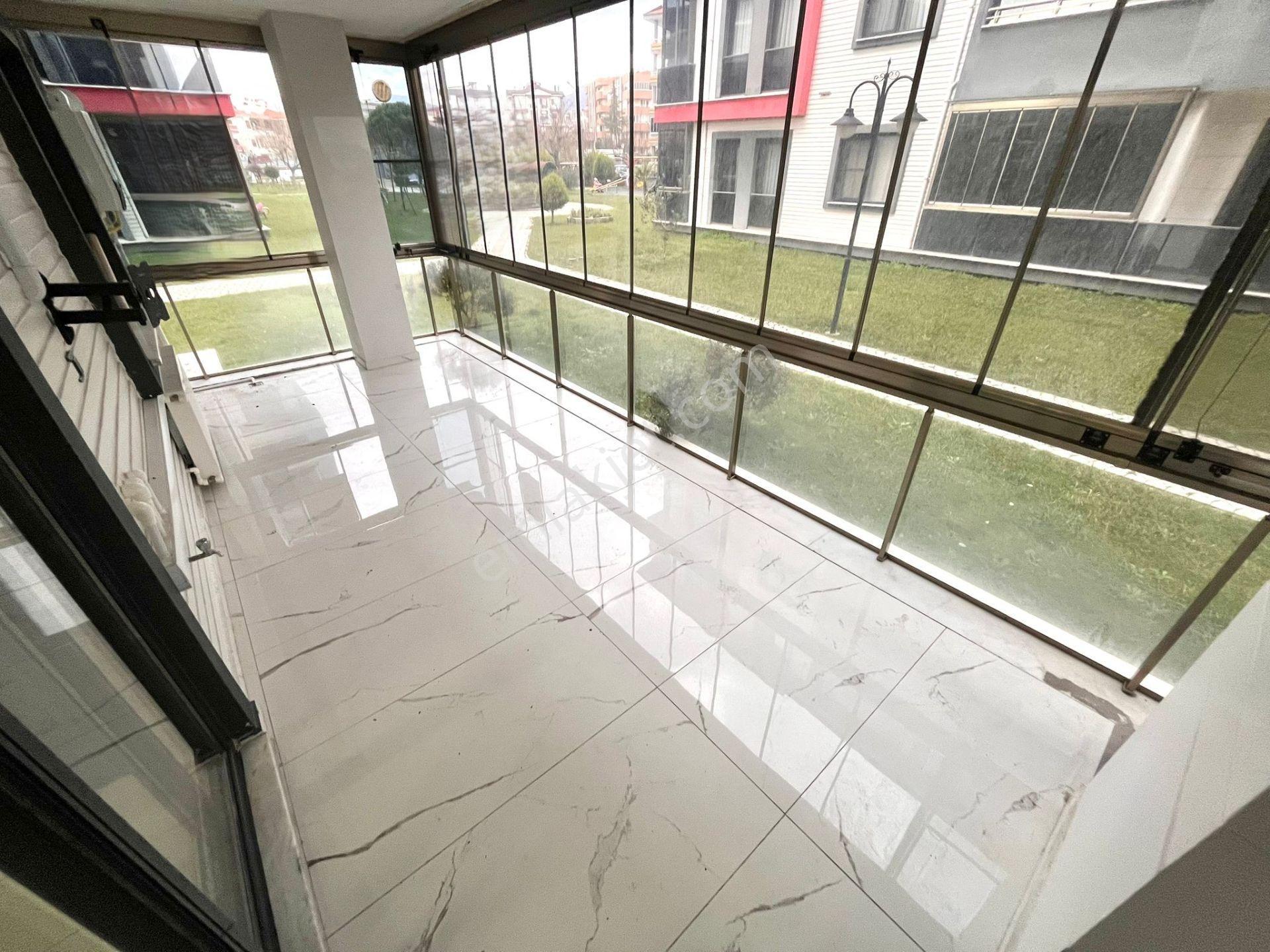 Yükselden Cennetayağında Site İçinde Ultra Geniş 3+1 Lüx Daire - Görsel 33
