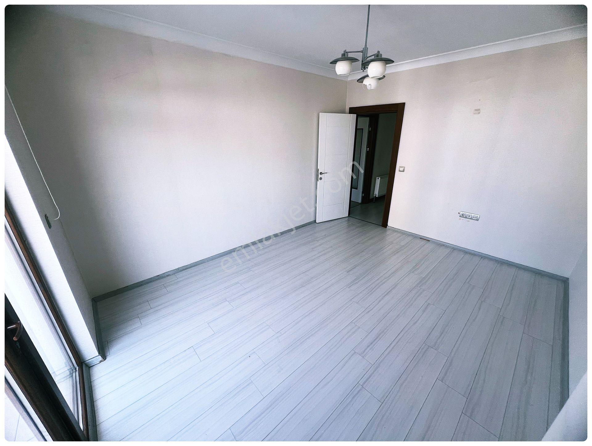 Kayalarda Erol Kaya Cadde Üstü Giyinme Odalı Kiralık 4+1 Daire - Görsel 18