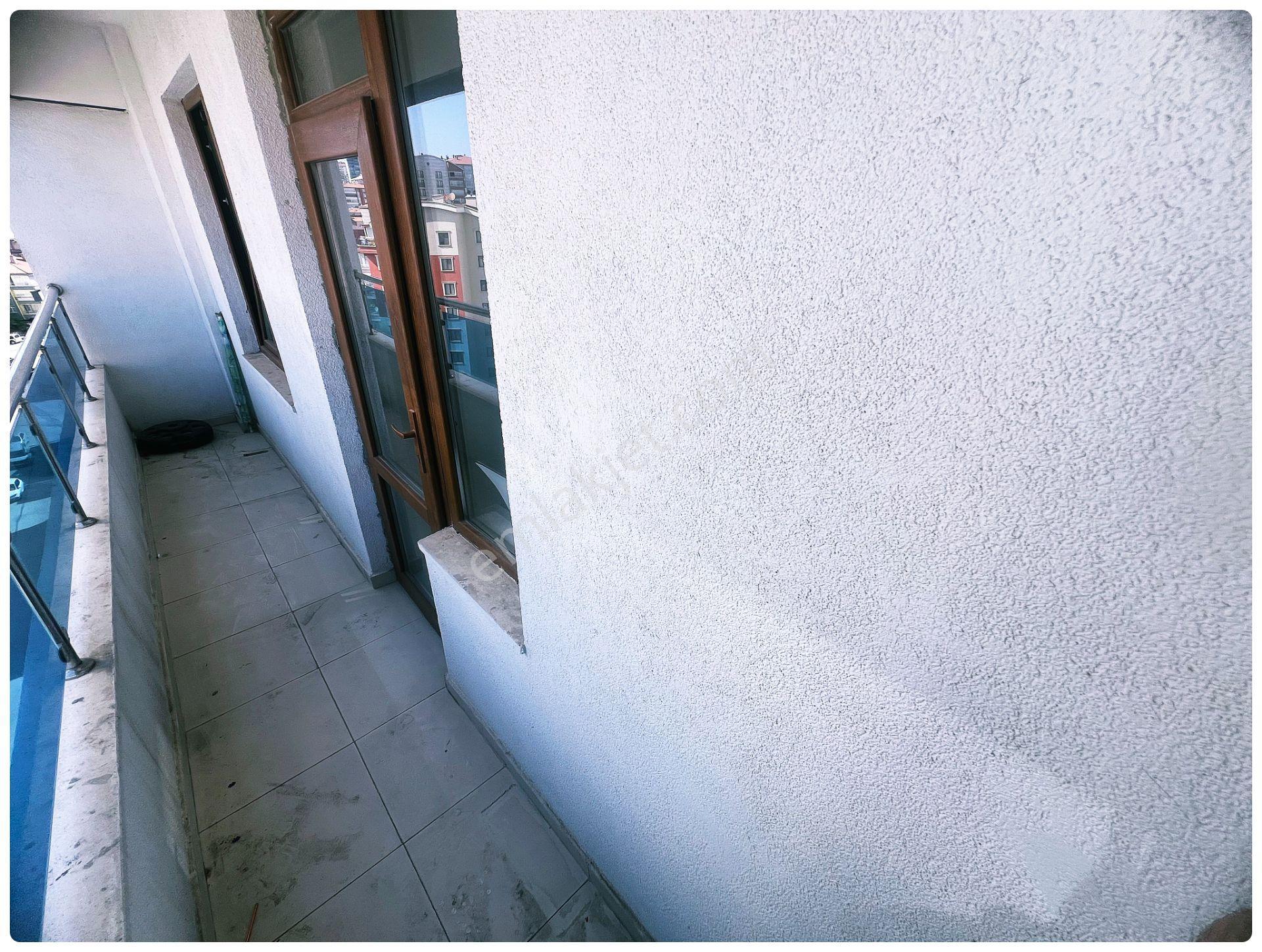 Kayalarda Erol Kaya Cadde Üstü Giyinme Odalı Kiralık 4+1 Daire - Görsel 24