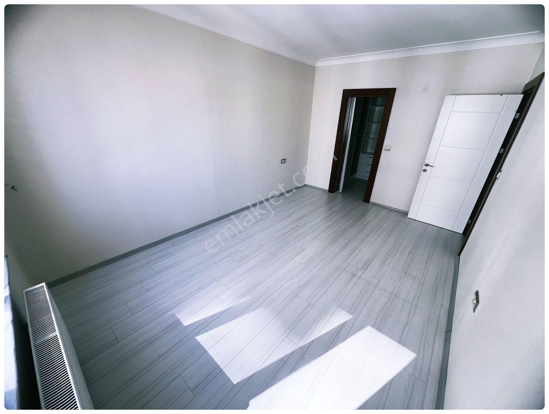 Kayalarda Erol Kaya Cadde Üstü Giyinme Odalı Kiralık 4+1 Daire - Görsel 29