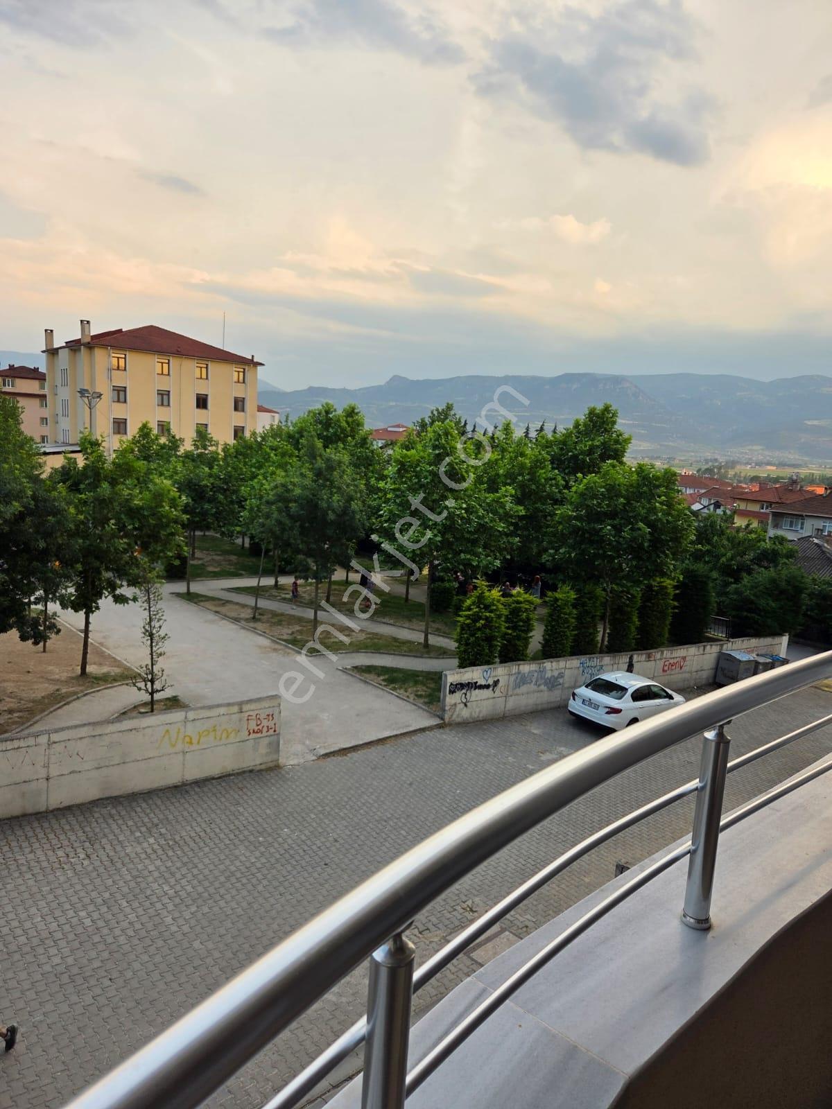 Sakarya Pamukova Elperek'te Geniş, K.otoparklı Satılık 3+1 Daire - Görsel 7