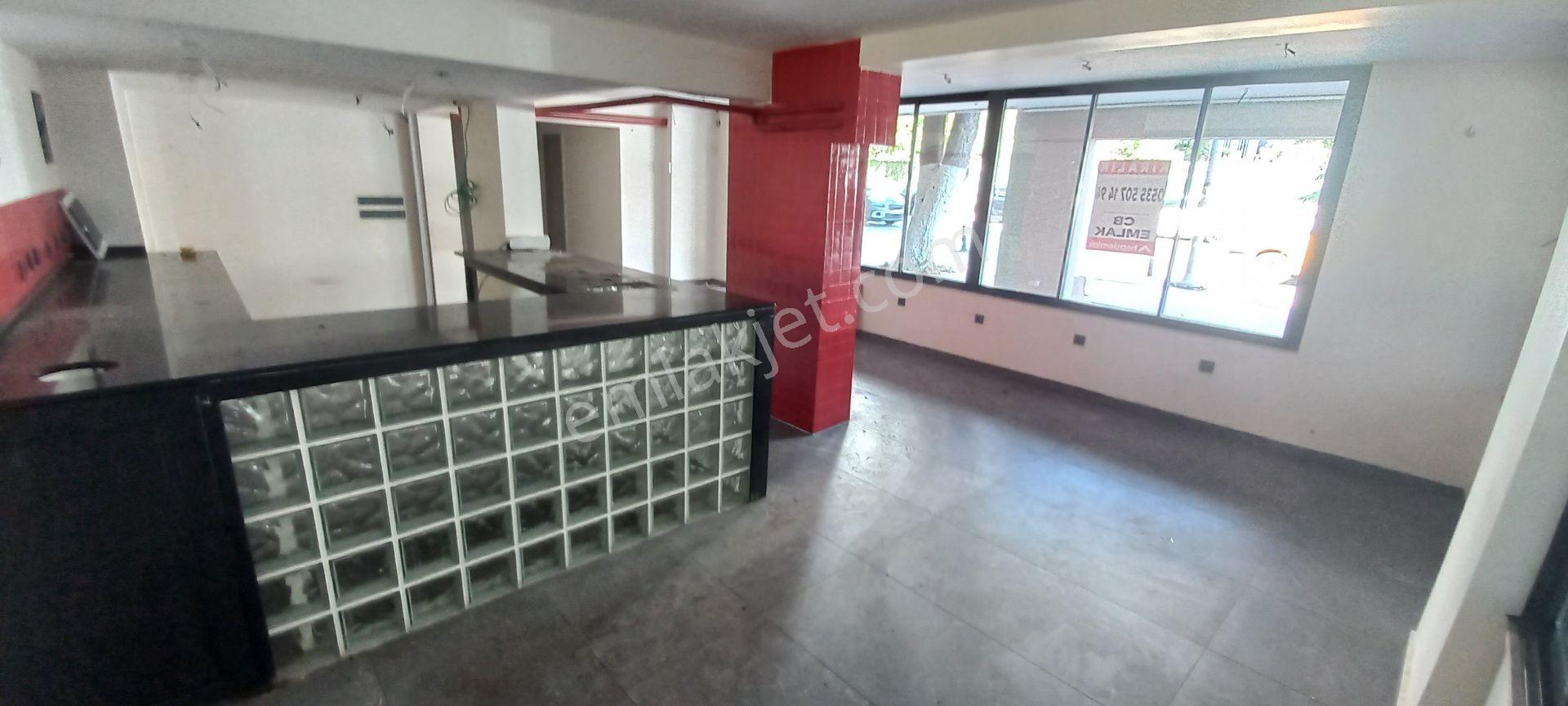 Mihatpaşa Cad.sadık Bey De Köşe Kiralık Dükkan Mağaza - Görsel 8