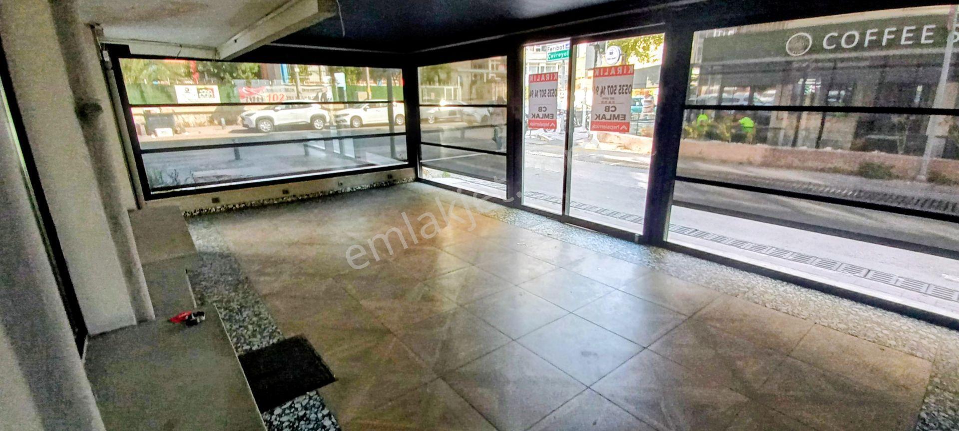 Mihatpaşa Cad.sadık Bey De Köşe Kiralık Dükkan Mağaza