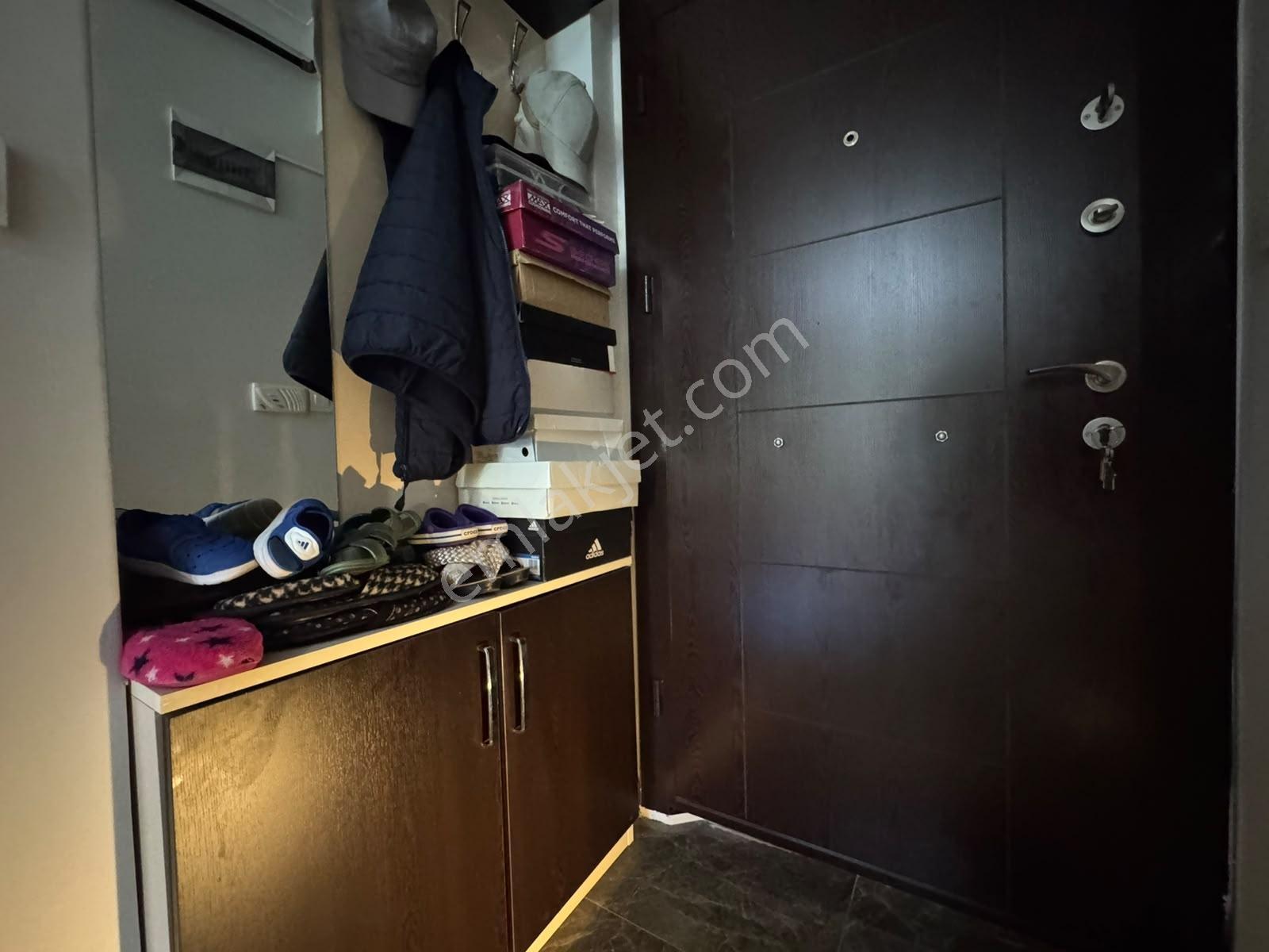Sadece Kumsaldan Denize 100 Mt Ara Kat Doğalgazlı_3+1_köşe Daire - Görsel 25