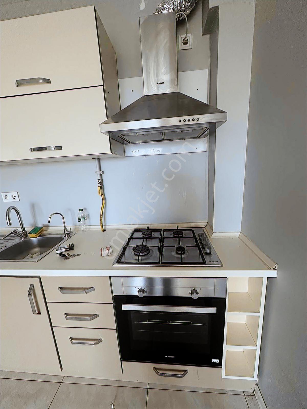Çekmeköy Taşdelende Site İçinde Kiralık Arakat Daire - Görsel 11