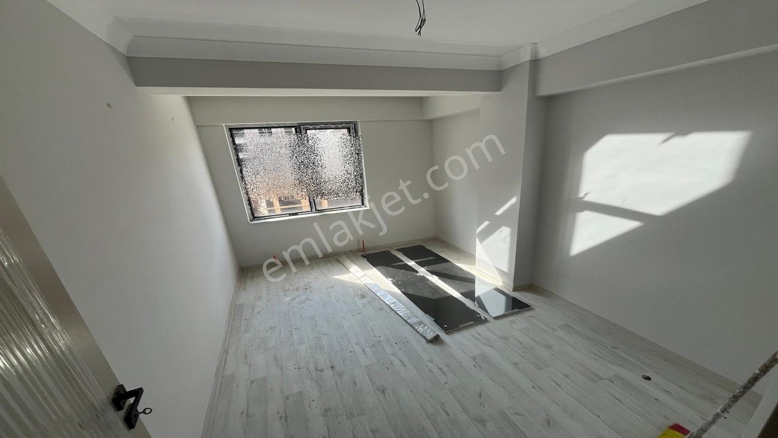 Yenikent Emlak'tan Kat Konumunda 3+1+depolu Satılık Lüx Daire - Görsel 42