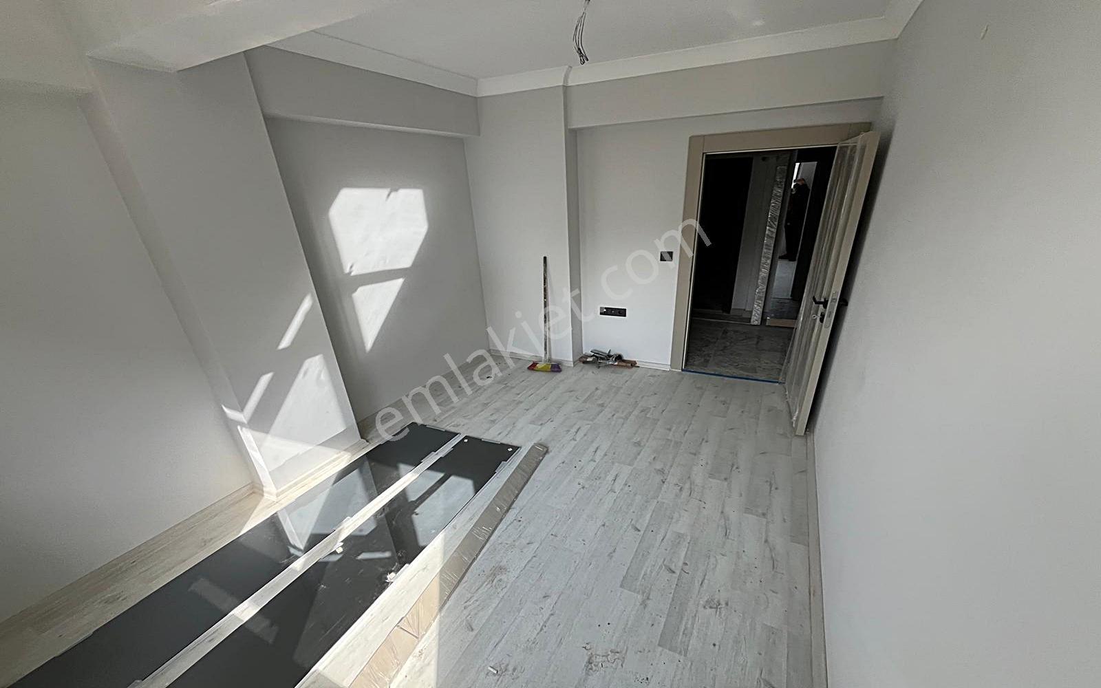 Yenikent Emlak'tan Kat Konumunda 3+1+depolu Satılık Lüx Daire - Görsel 40