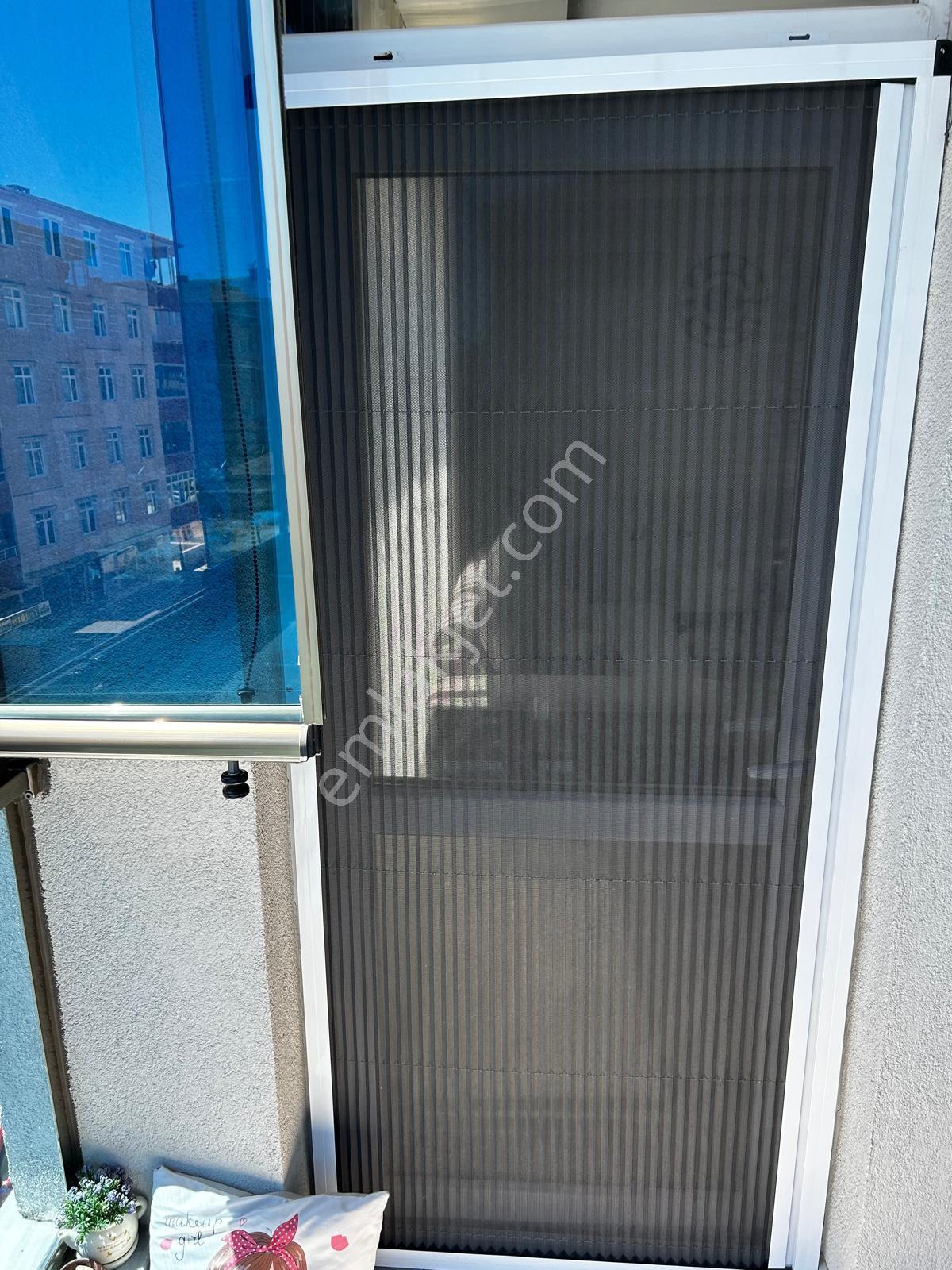 Bahçeli Cami Karşısı Merkezi Konumda 2+1 Satılık Daire - Görsel 12