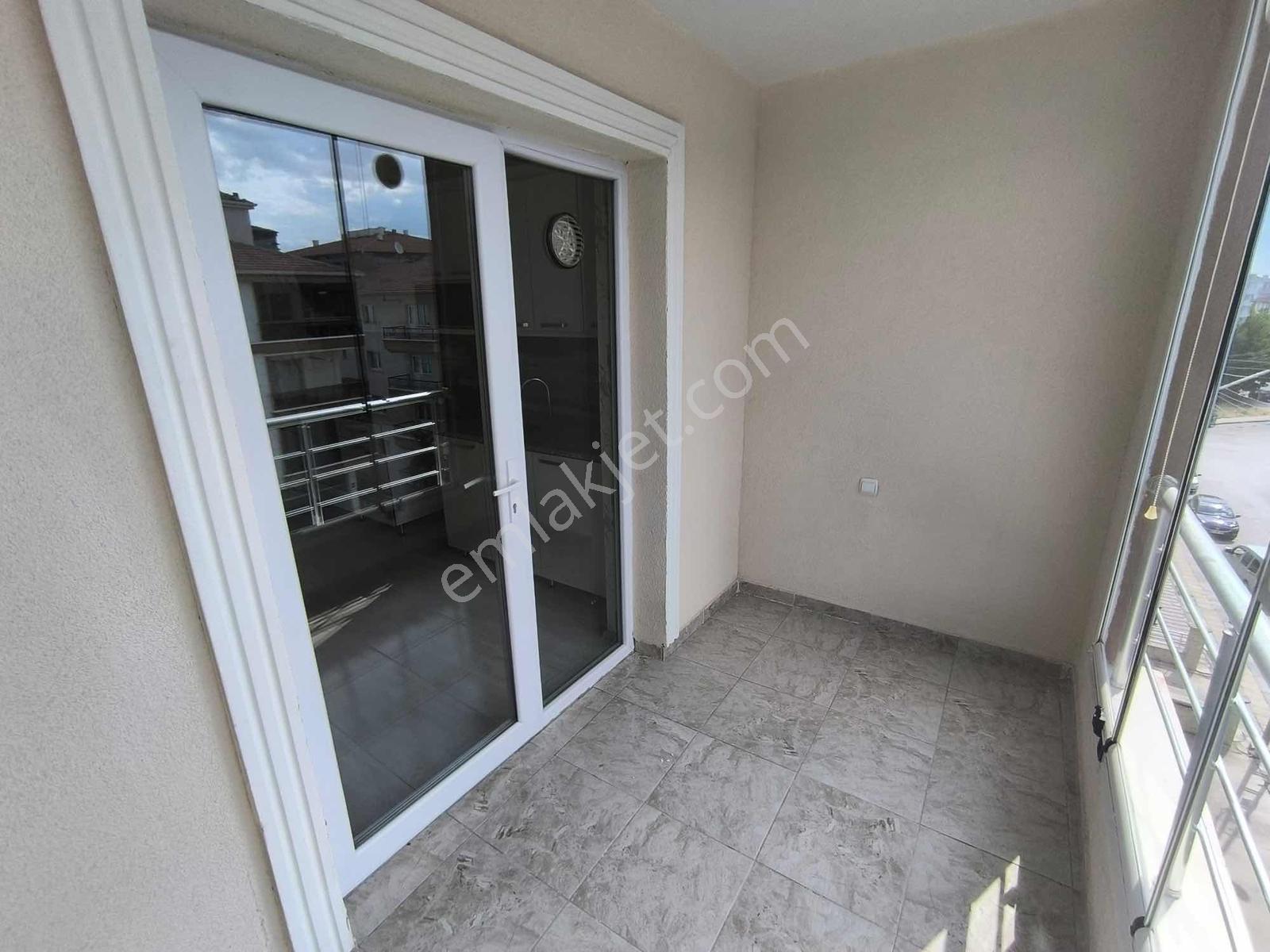 Kılıçsoy'dan Kök Tapu Cedde Üzeri 3+1masrafsız Yapılı Daire - Görsel 4