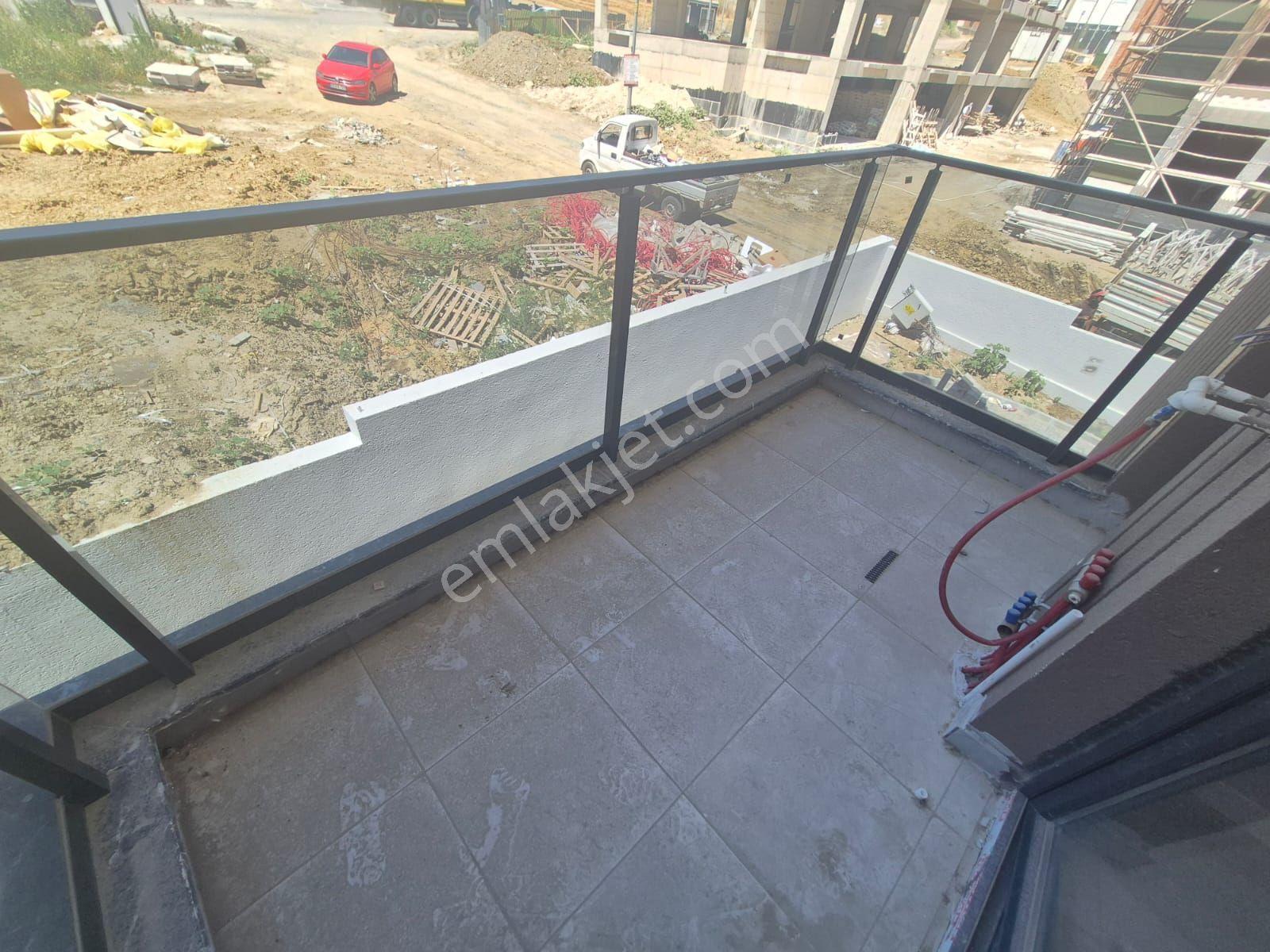 Delux'den Atatürk Mah. Havuzlu Sitede Lux Satılık 1+1 Daire - Görsel 8