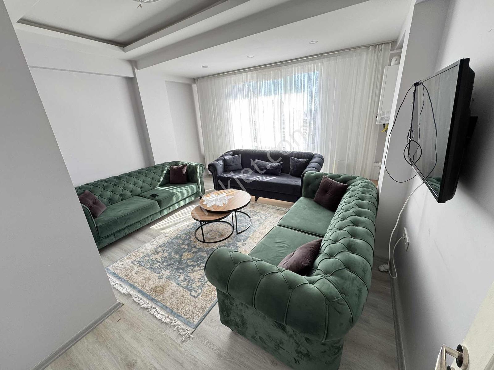 Emsa İnş. Fatih Cad. Dibinde 3 Yaşında Satılık 2+1 95m2 2.kat