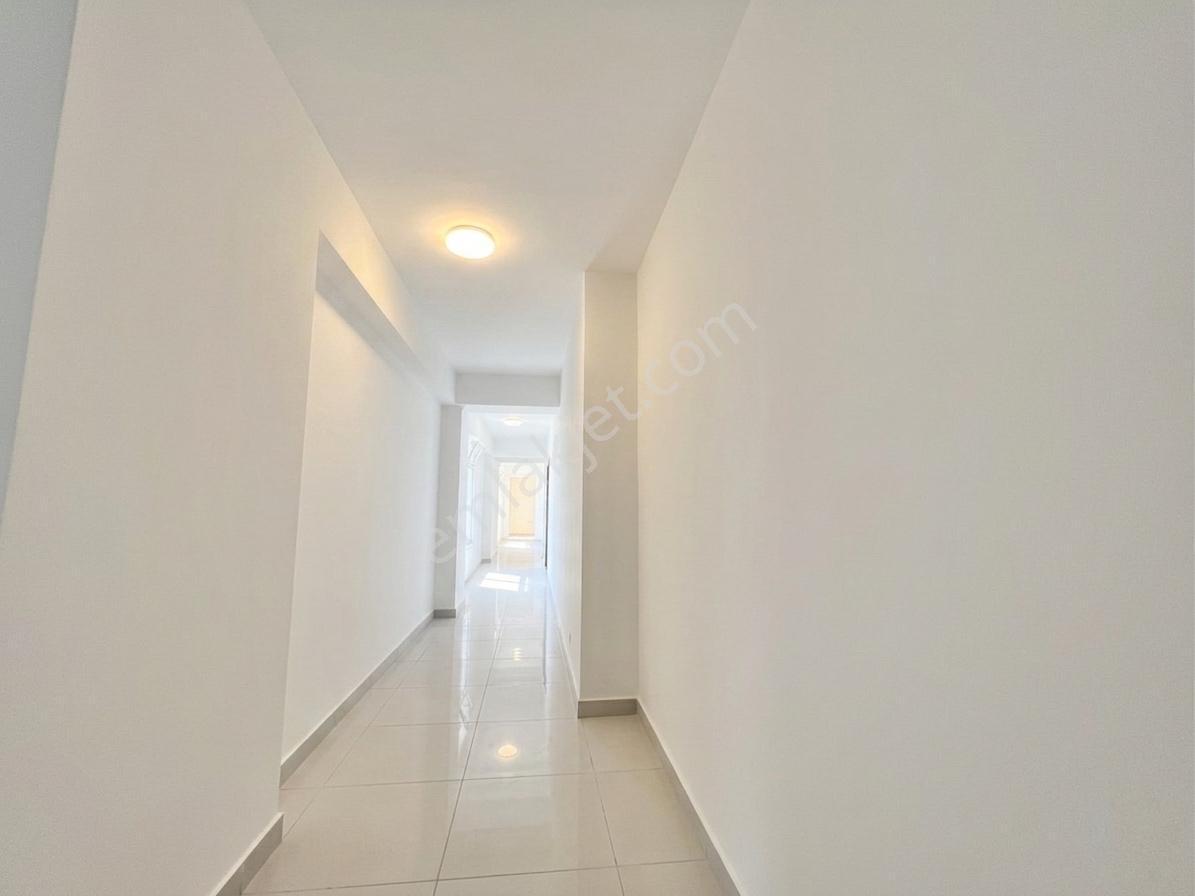 ꧁ay Emlaktan꧂ Edremit Tuzcumuratta Ön Cephe Asansörlü Muhteşem Konumlu Satılık 1+1 Lüks Daire - Görsel 15