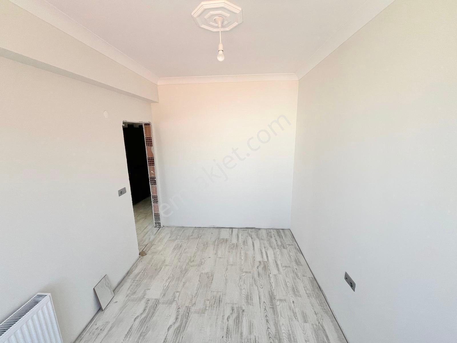 ꧁ay Emlaktan꧂ Edremit Tuzcumuratta Ön Cephe Asansörlü Muhteşem Konumlu Satılık 1+1 Lüks Daire - Görsel 20