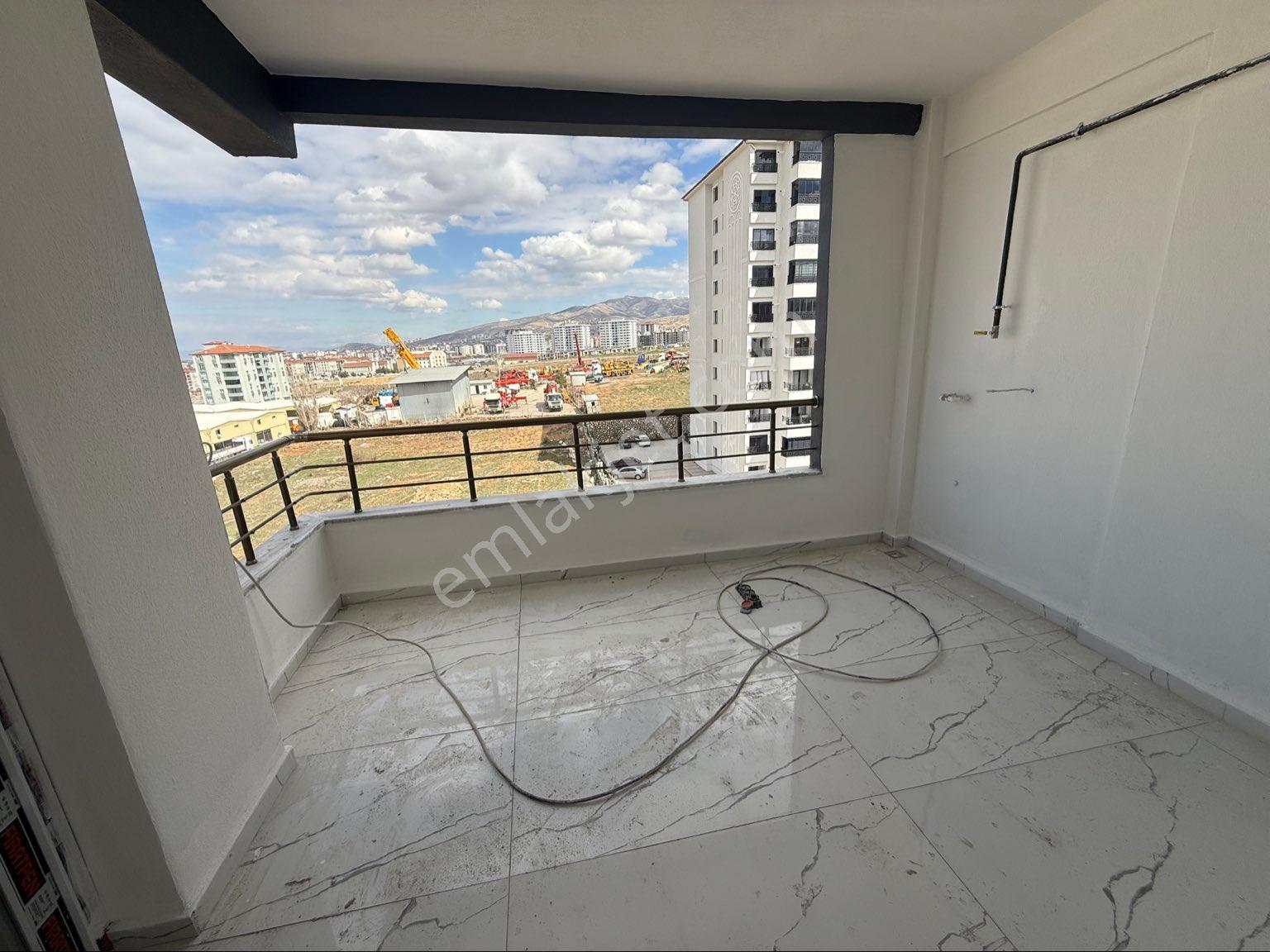 Yakınca Galericiler Sitesi Yanında Deprem Sonrası 3+1 Sıfır Satılık Daire - Görsel 21