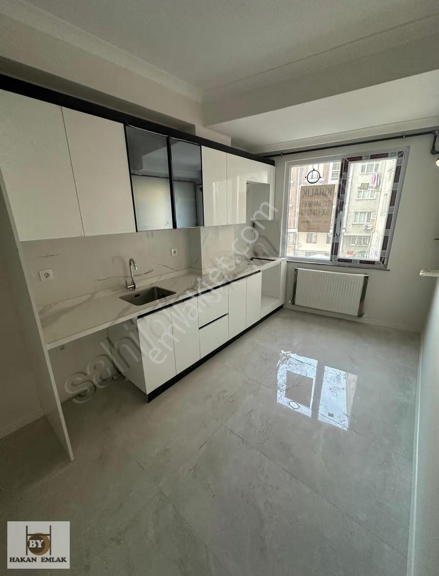 Güngören'de Yeni Binada, Tramvaya Yakın 1+1 Kiralık Daire - Görsel 6