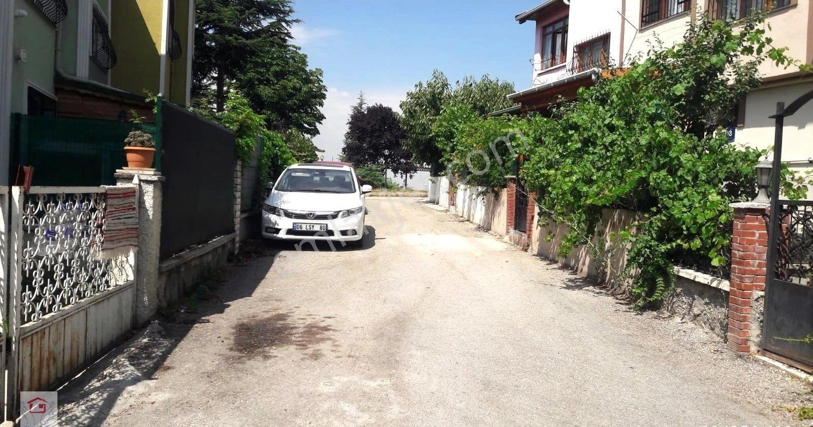Güngör Emlak'tan İlkyerleşim Mahallesinde Kiralık Müstakil Konut - Görsel 18