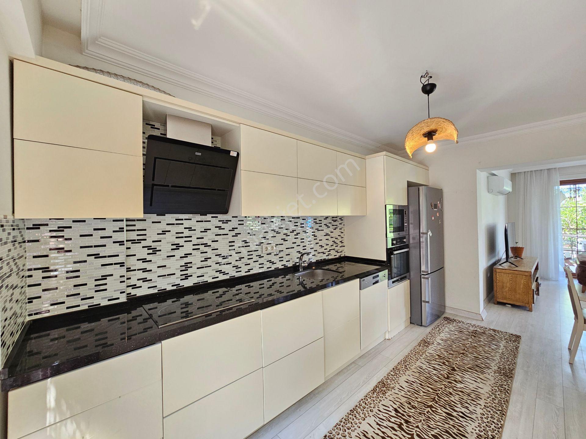 Goldhouse Dan Satılık Villa Foçada Denize Yürüme Mesafesinde 4+1 - Görsel 5