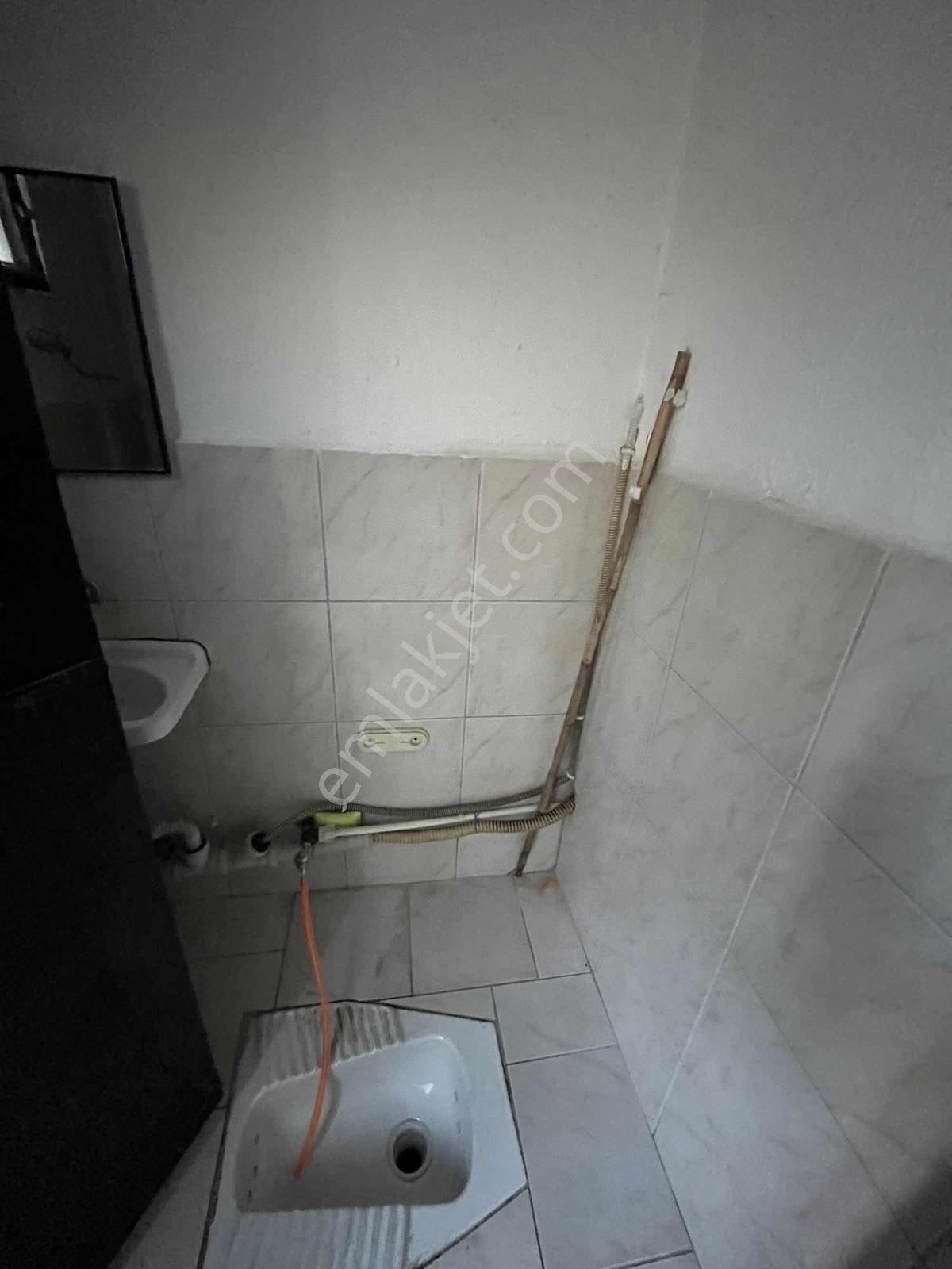 Çarşı İçinde Kiralık Dükkan - Görsel 4