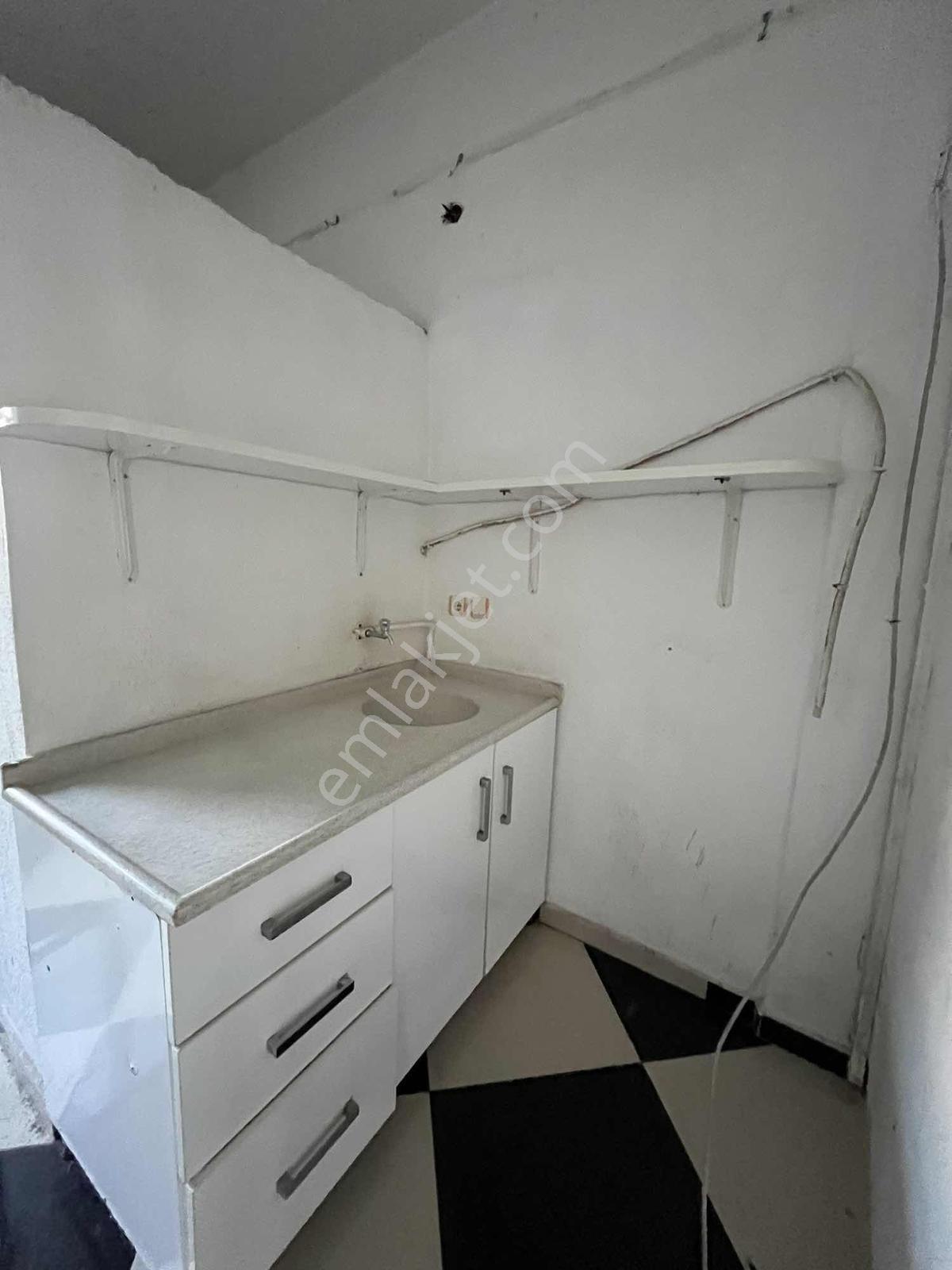 Çarşı İçinde Kiralık Dükkan - Görsel 6