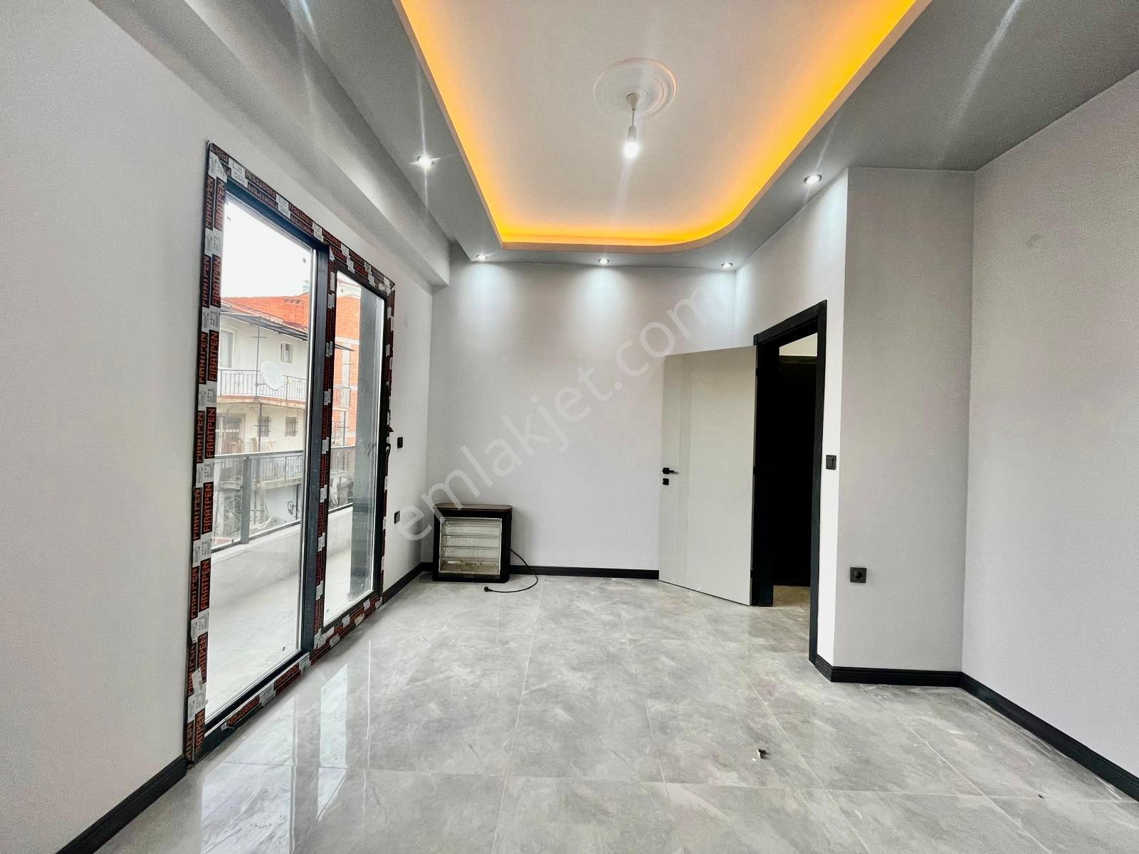 ꧁ay Emlaktan꧂tuzcumuratta Muhteşem Konumlu Arakat Ön Cephe Satılık 2+1 Lüx Daire - Görsel 13
