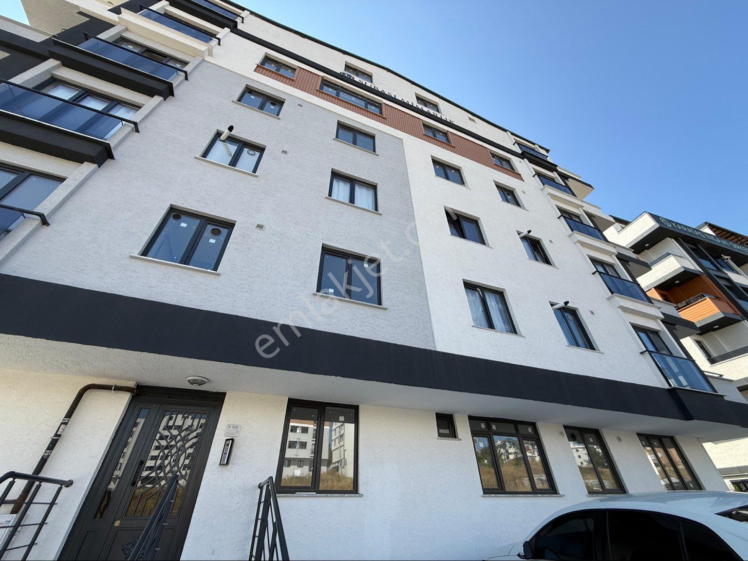 Çayırova Akse Mh. Yüksek Kredili Satılık 2+1 İskanlı Sıfır Arakat - Görsel 32