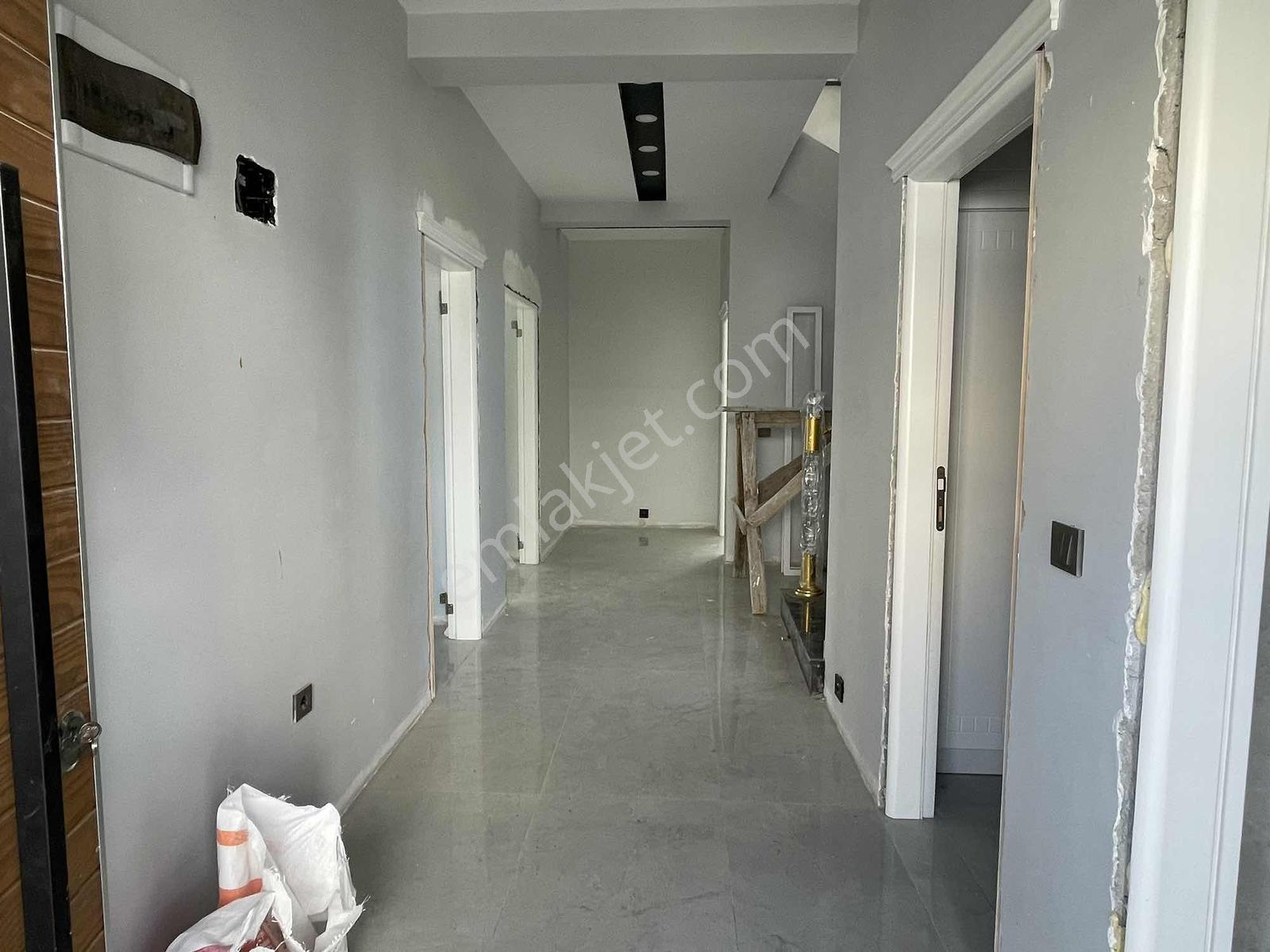 Remax Dem'den Esentepe'de Ultra Lüks Satılık Villa - Görsel 2