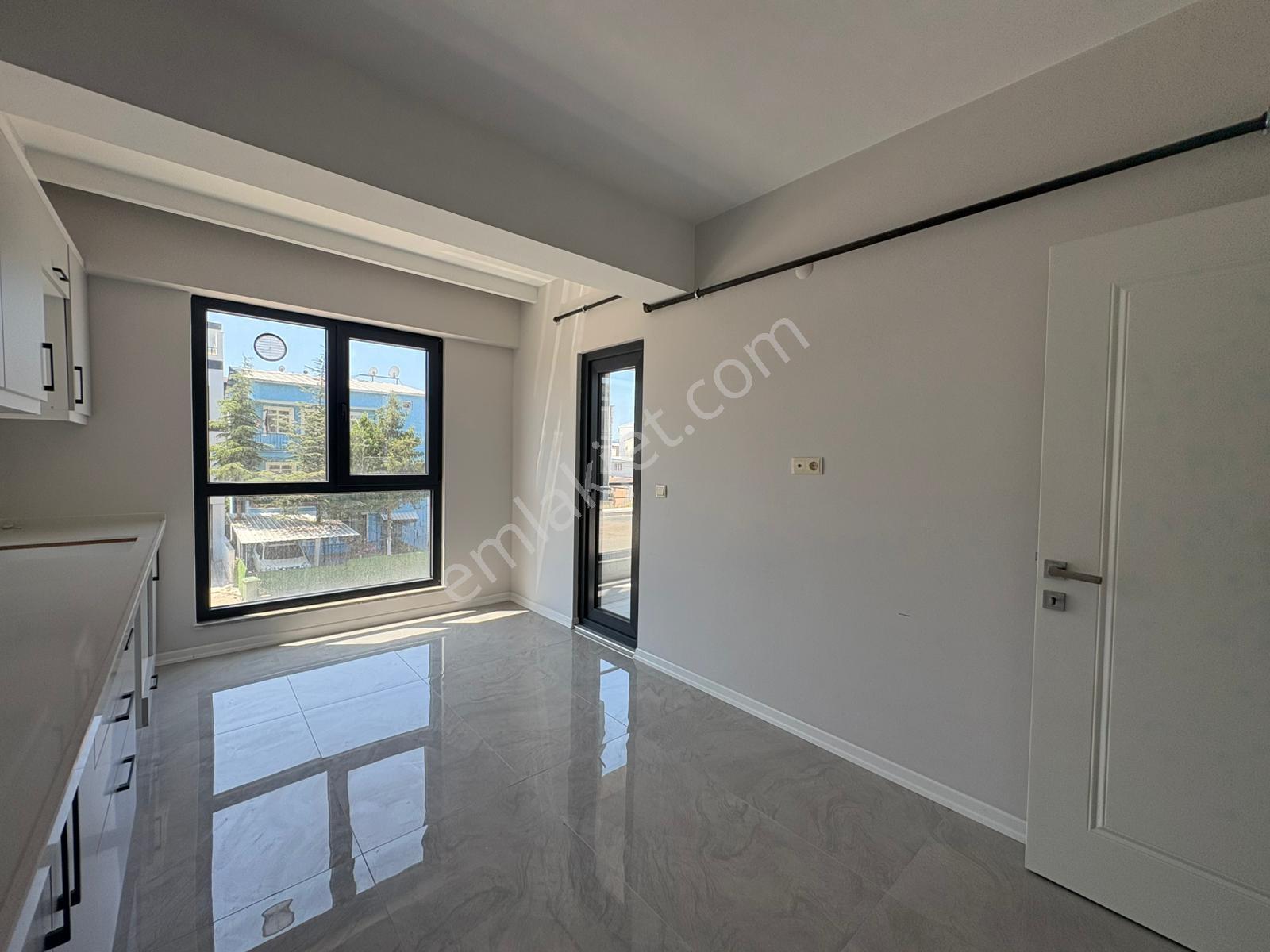 Merkür Evleri Kiralık 2+1 Ara Kat Çok Geniş Teraslı Profasor *da - Görsel 24