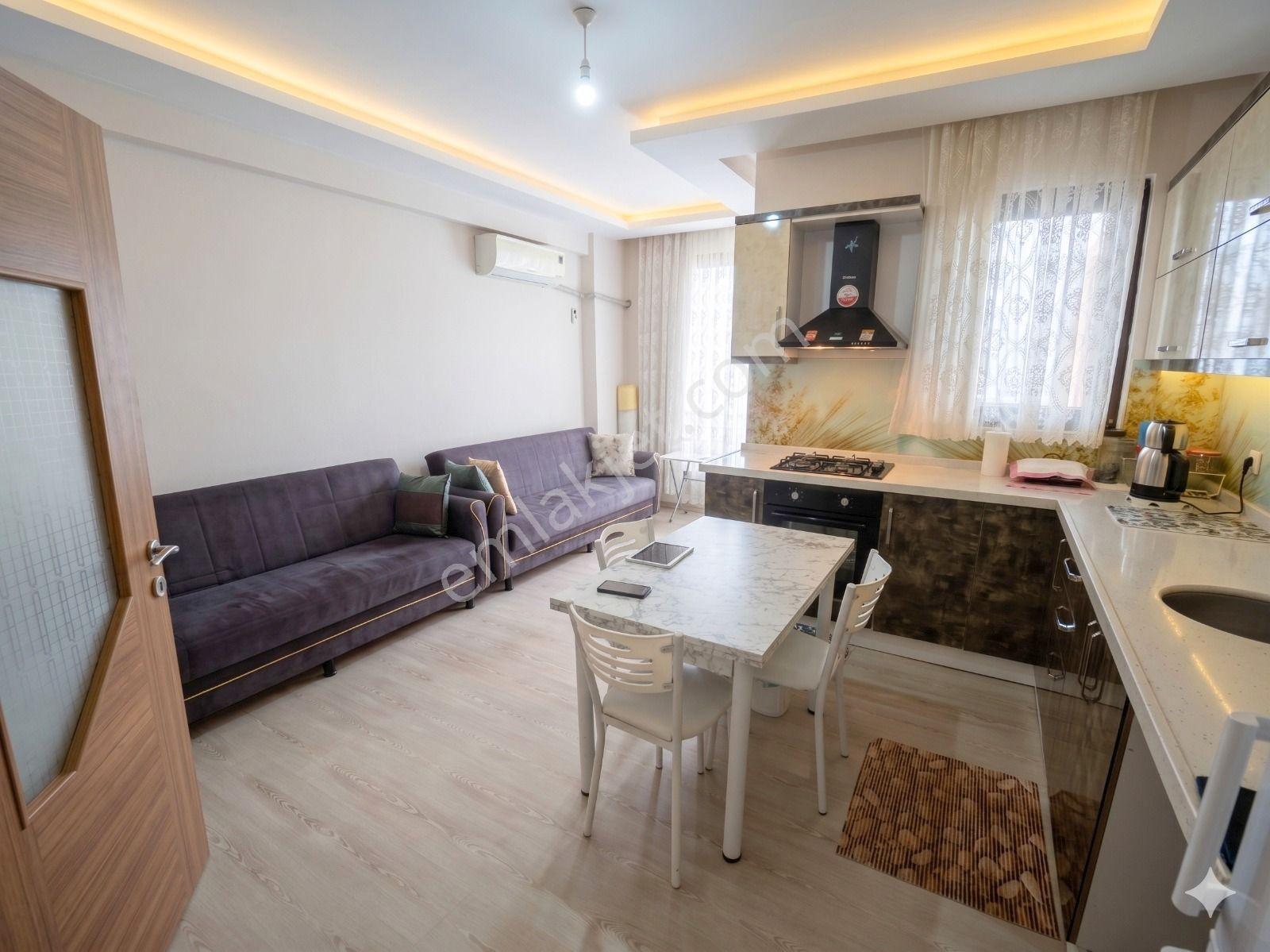 Güç'ten Akçay'da Haftanın Fırsatı Ön Cephe Asansörlü Şık Satılık 1+1 Daire - Görsel 2