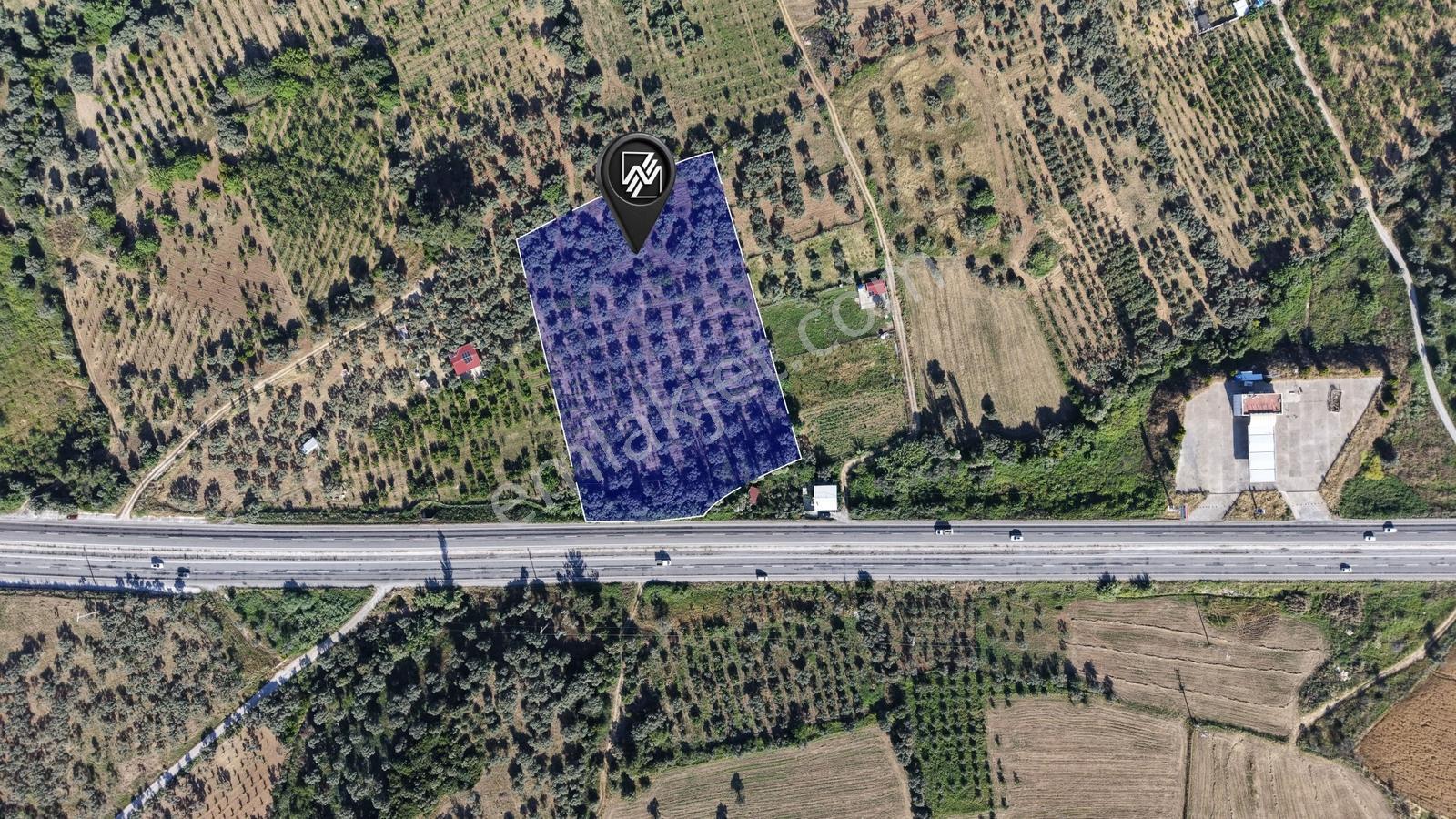 Vişneli'de Anayola Cepheli Yatırımlık Fırsat 10.941m² Bahçe - Görsel 2