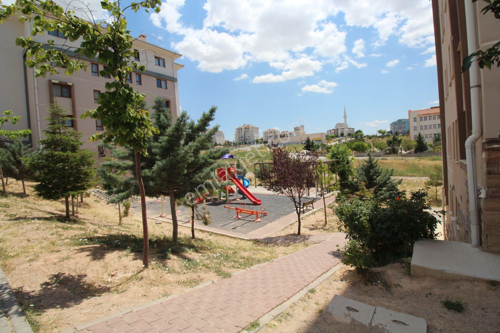 Aksaray Cumhuriyet Mahallesinde 8. Etapda Kiralık Sıfır Ayarında 2+1 Daire - Görsel 4
