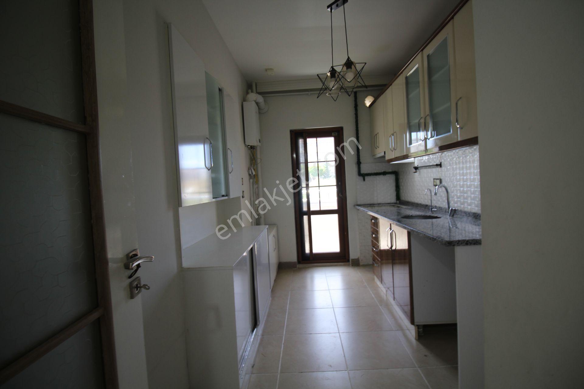 Aksaray Cumhuriyet Mahallesinde 8. Etapda Kiralık Sıfır Ayarında 2+1 Daire - Görsel 15