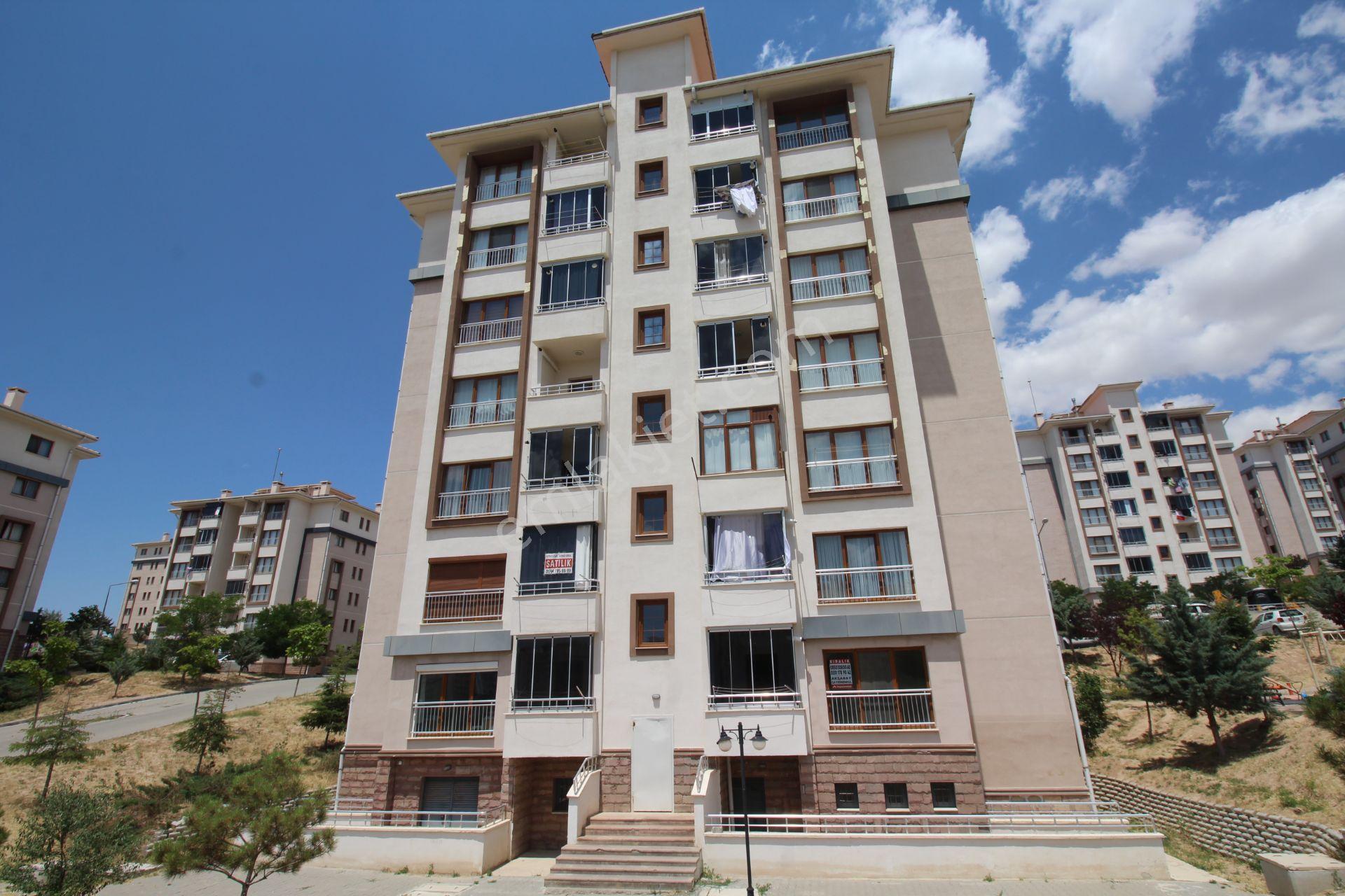 Aksaray Cumhuriyet Mahallesinde 8. Etapda Kiralık Sıfır Ayarında 2+1 Daire