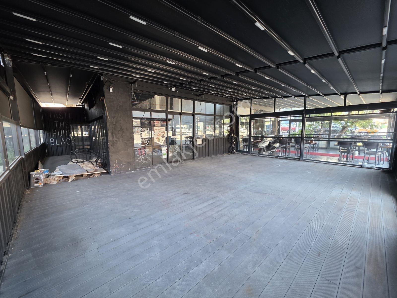 Alemdağ Caddesinde Medipol Hastanesi Yanı 400 M2 Dükkan - Görsel 11