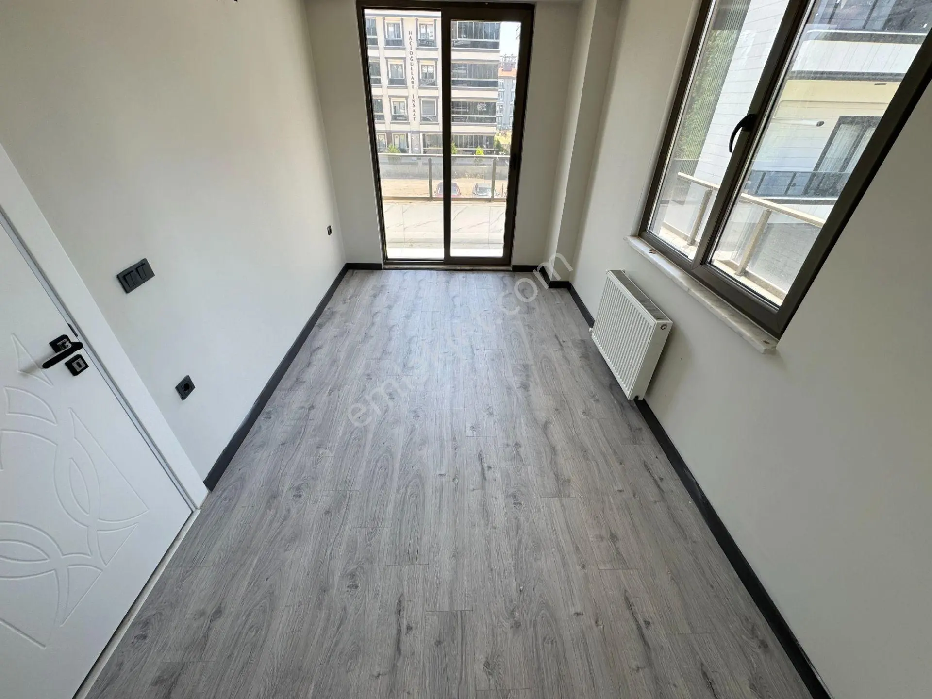 Yetkili Güç'ten İkizçay'da Ön Cephe Kombili Ayrı Mutfaklı Lüx Satılık 2+1 Daire - Görsel 18