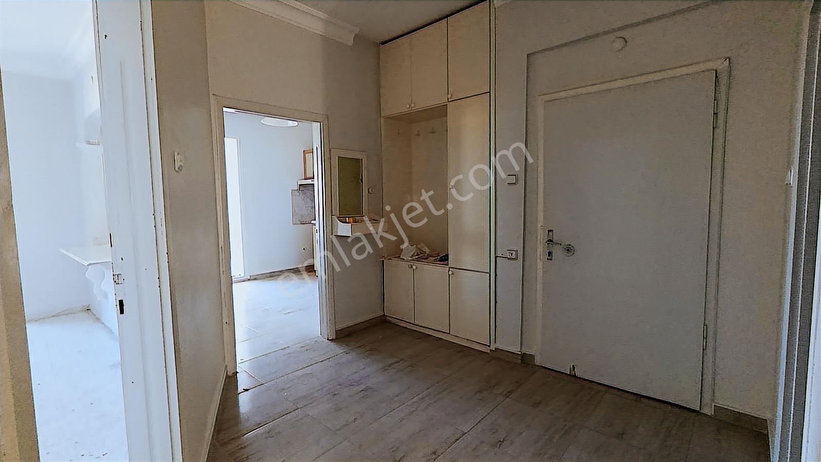Erdemli / Tömük Mh. Havuzlu Site İçi Geniş Kullanım 2+1 Yazlık - Görsel 9
