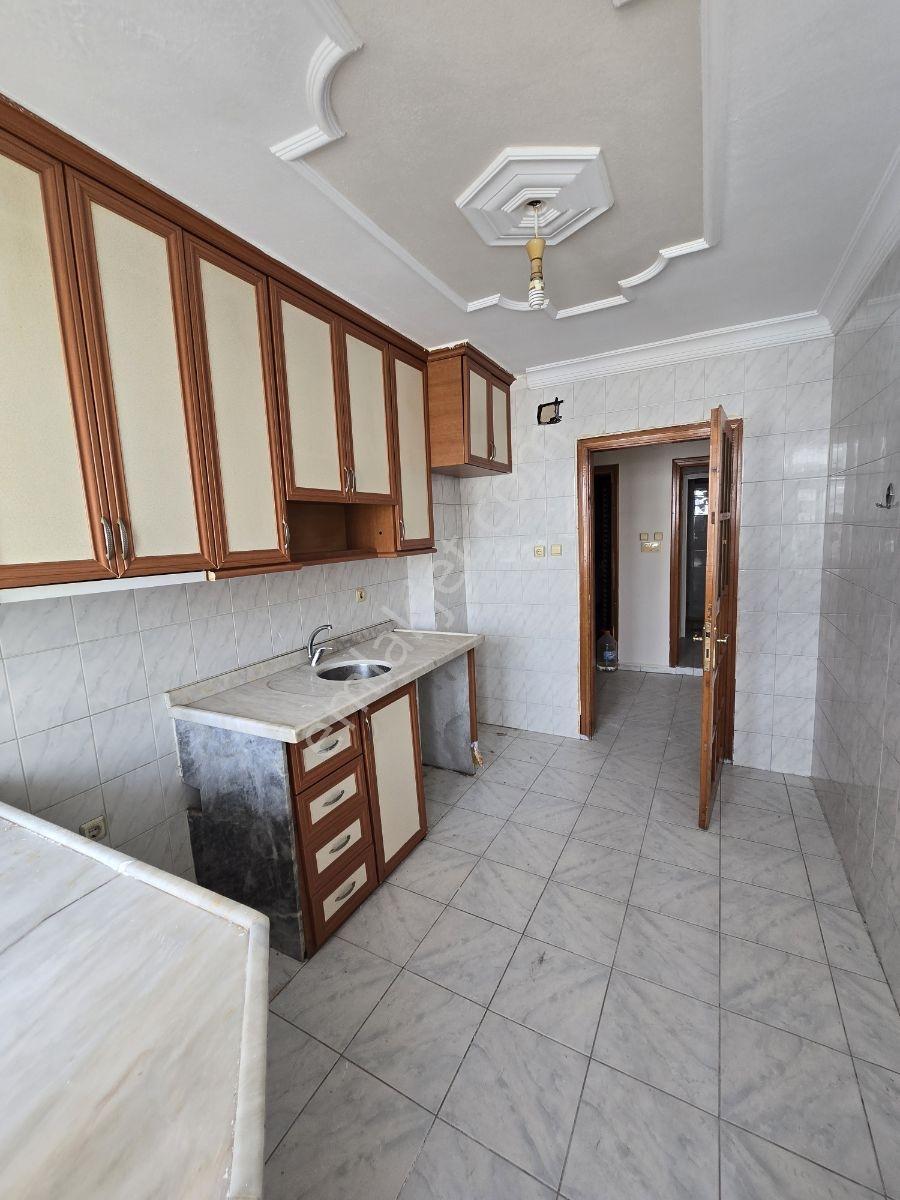 Sönmez Gayrimenkul`den Çarşı Merkezinde 3+1 Kiralık Daire - Görsel 6