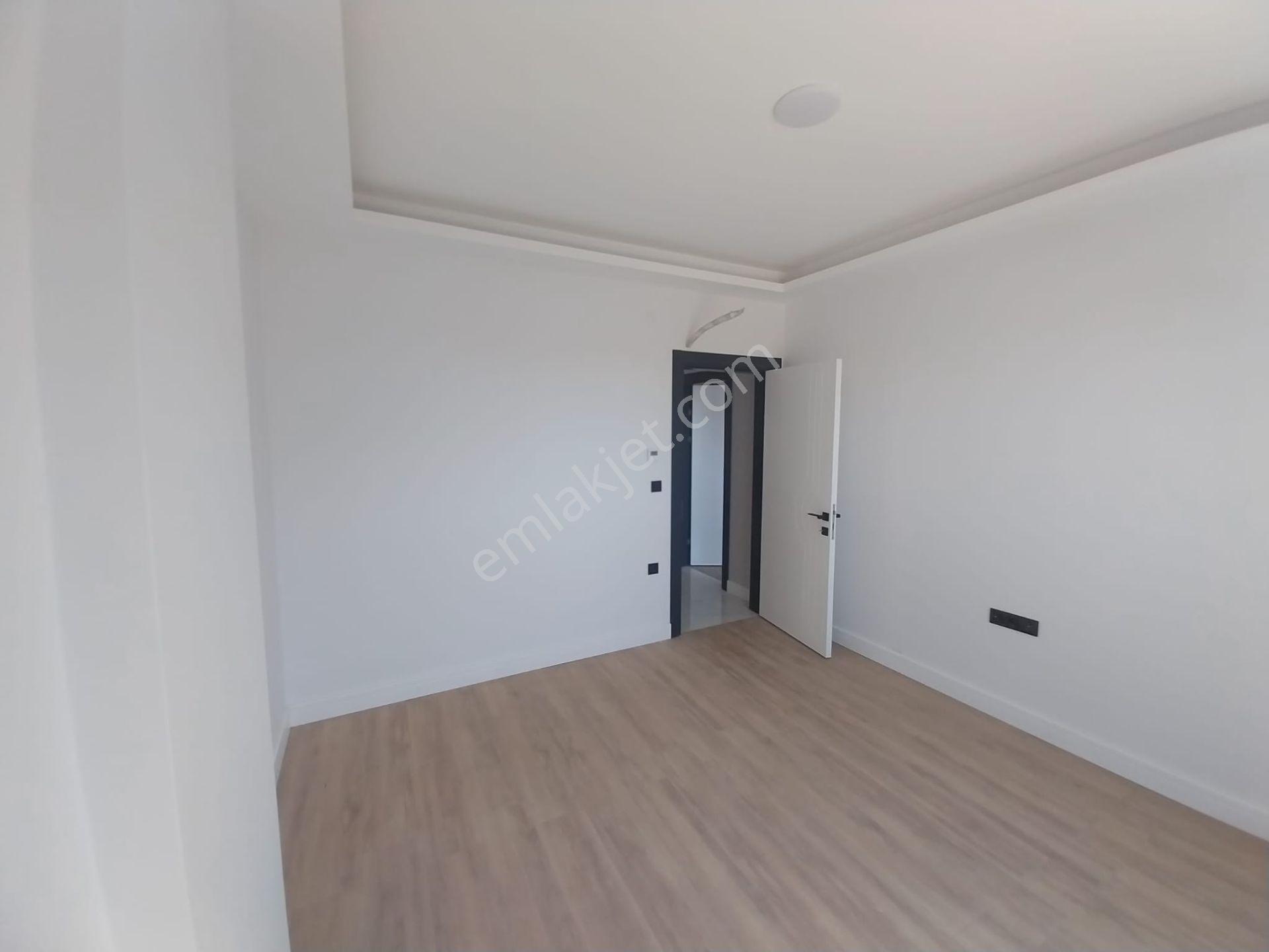 Güzelbahçe Mustafa Kemal Paşa'da Tam Müstakil Kiralık Lüks Villa - Görsel 14
