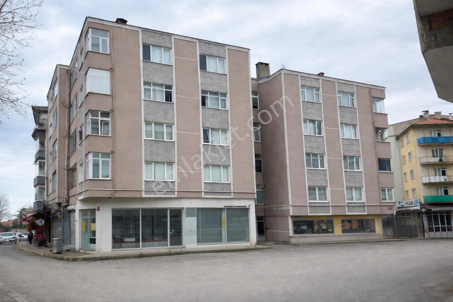 Trabzon Ayasofyada Satılık Dükkan