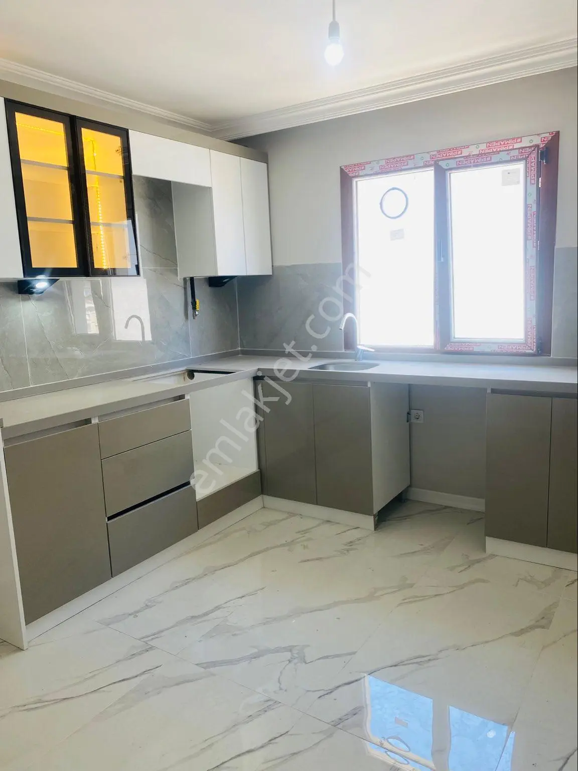 Mimarsinan Mah.satılık 4+1 Üst Dublexs Daire - Görsel 6