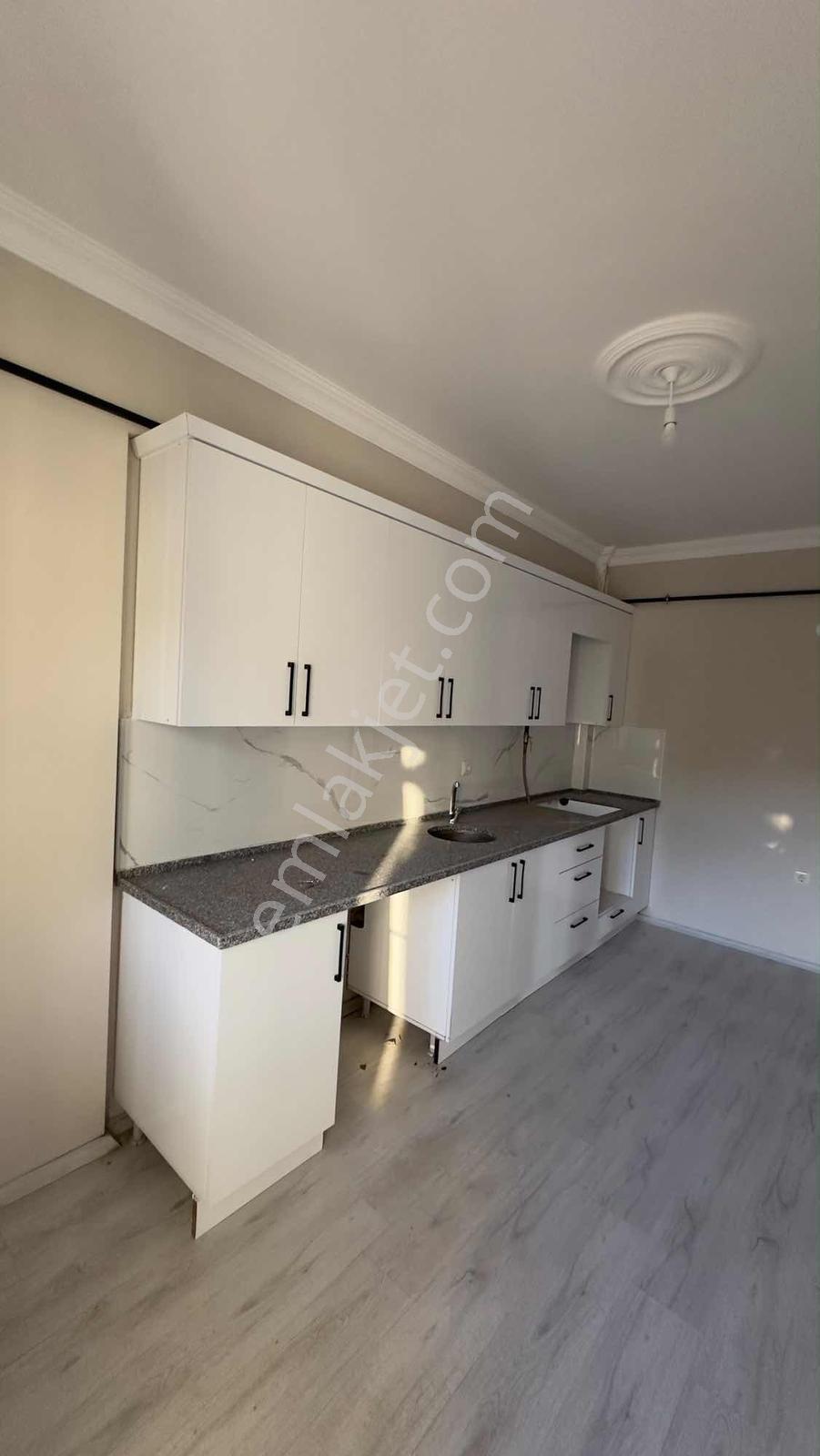 Okan Emlak'tan Ferah Ve Manzaralı 3+1 Kiralık Daire - Görsel 6