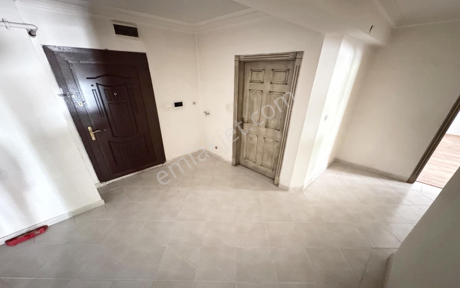 Esertepe Şinasi İlkokulu Karşısı Kat Konumunda Geniş 3+1 Daire - Görsel 28