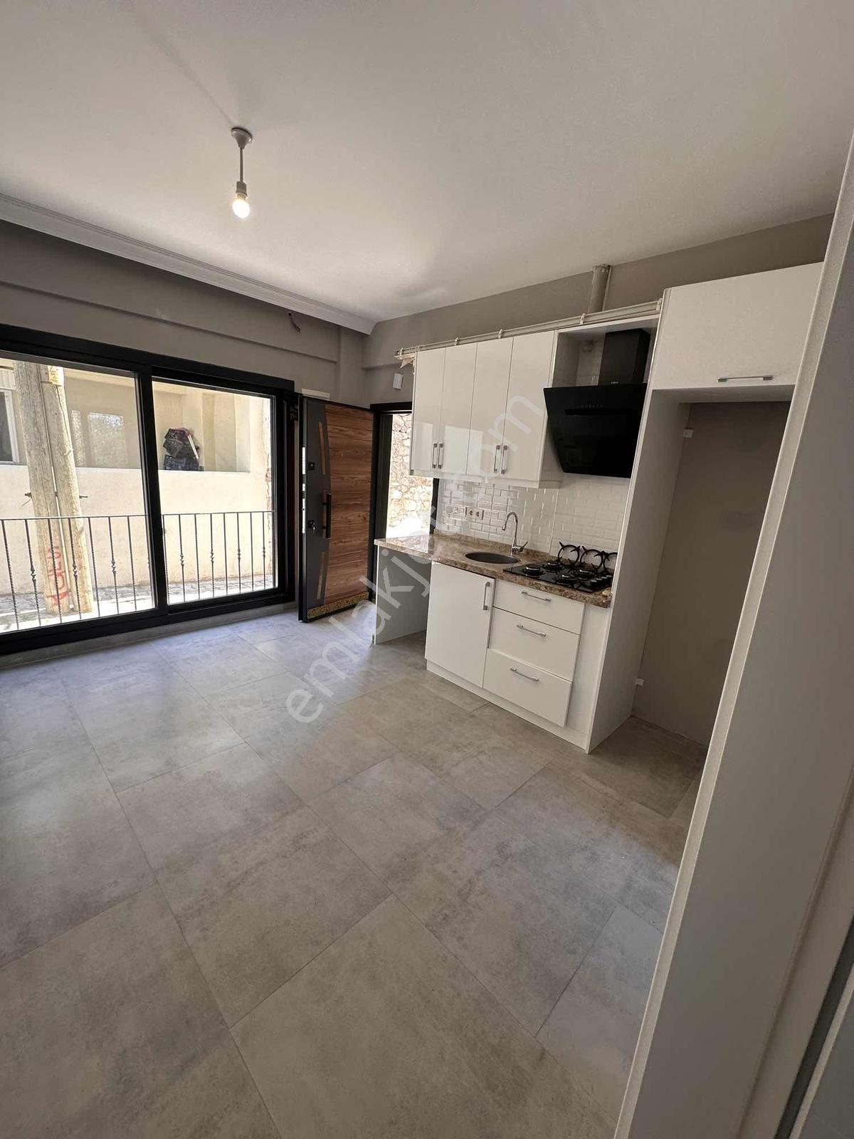 Gülbahçe Merkezde Kiralık 1+1daire