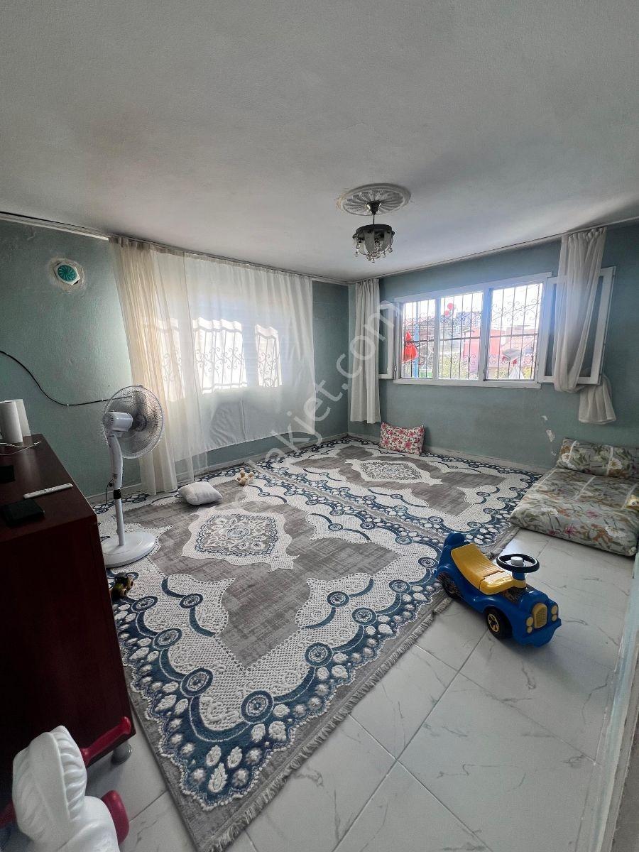 Çelebi'den Dervişlerde Satılık 3 Katlı Müstakil Ev