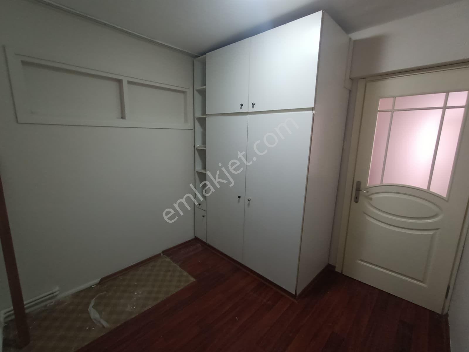 Esenyalı Mah.de Tadilatlı Doğalgazlı Kiralık 3+1 Ara Kat Daire - Görsel 23