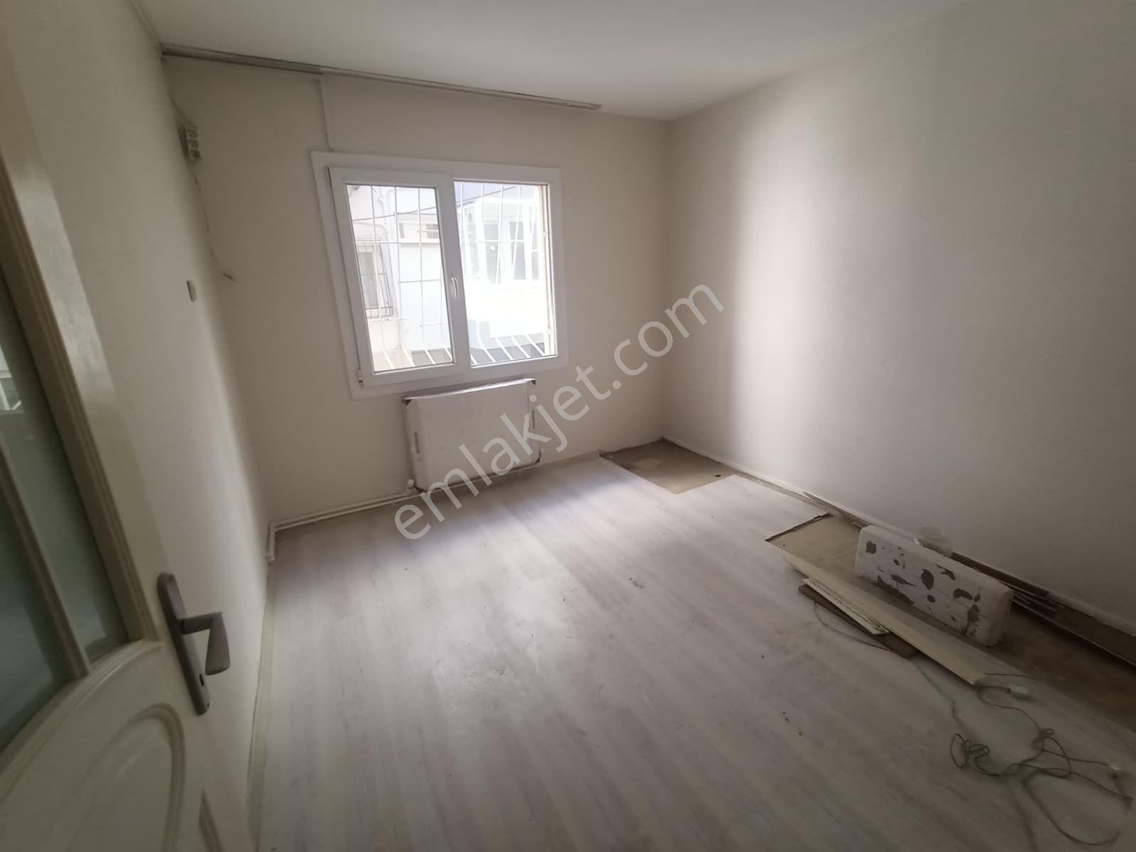 Esenyalı Mah.de Tadilatlı Doğalgazlı Kiralık 3+1 Ara Kat Daire - Görsel 21