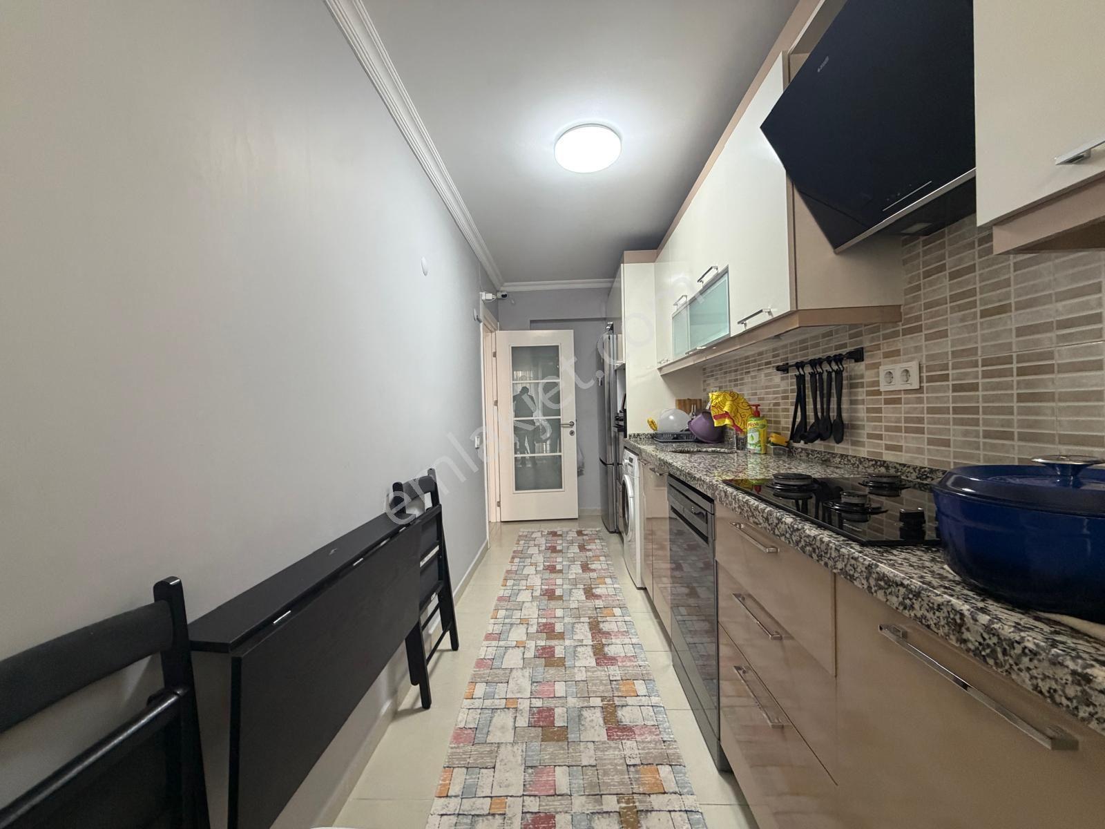 İstanbul House'dan Mahmutbey 14.sk'da 2+1 Ara Kat Genç Daire - Görsel 5
