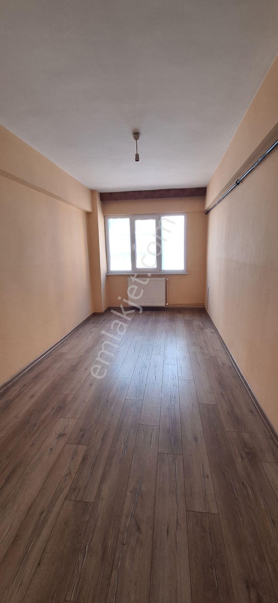 Cemal Emlak Bursa Yıldırım Namazgah Bakımlı 2+1 Arka Kat Daire - Görsel 32