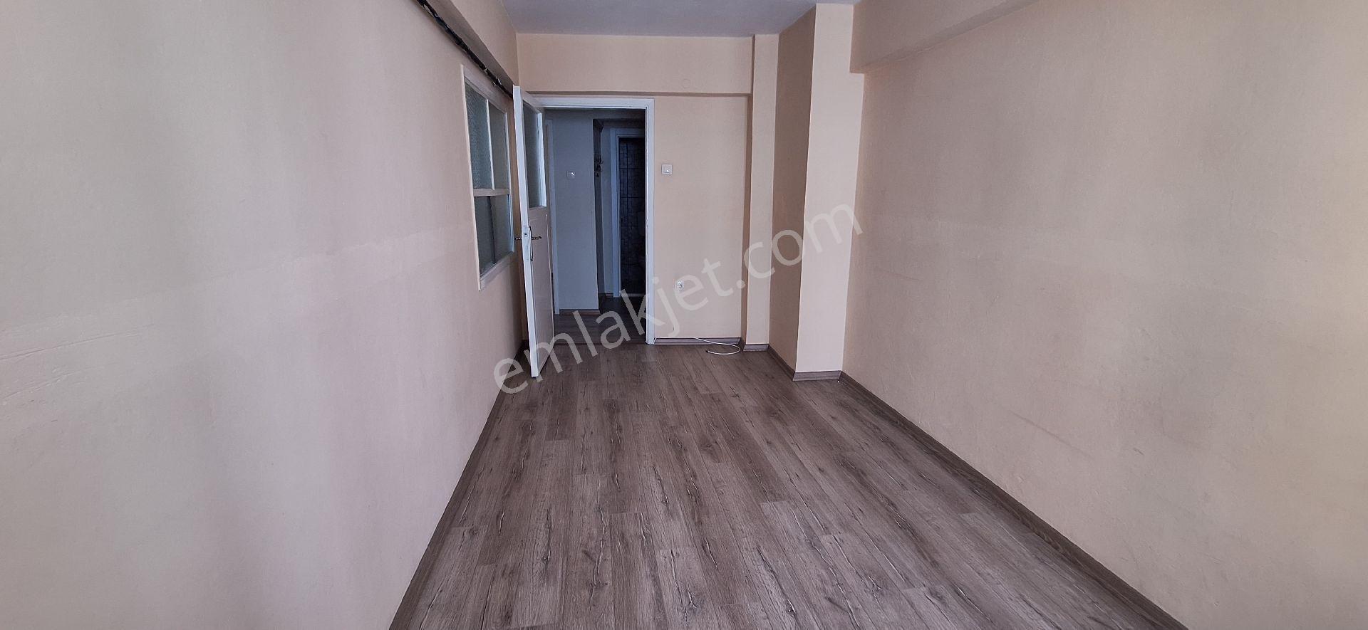 Cemal Emlak Bursa Yıldırım Namazgah Bakımlı 2+1 Arka Kat Daire - Görsel 35